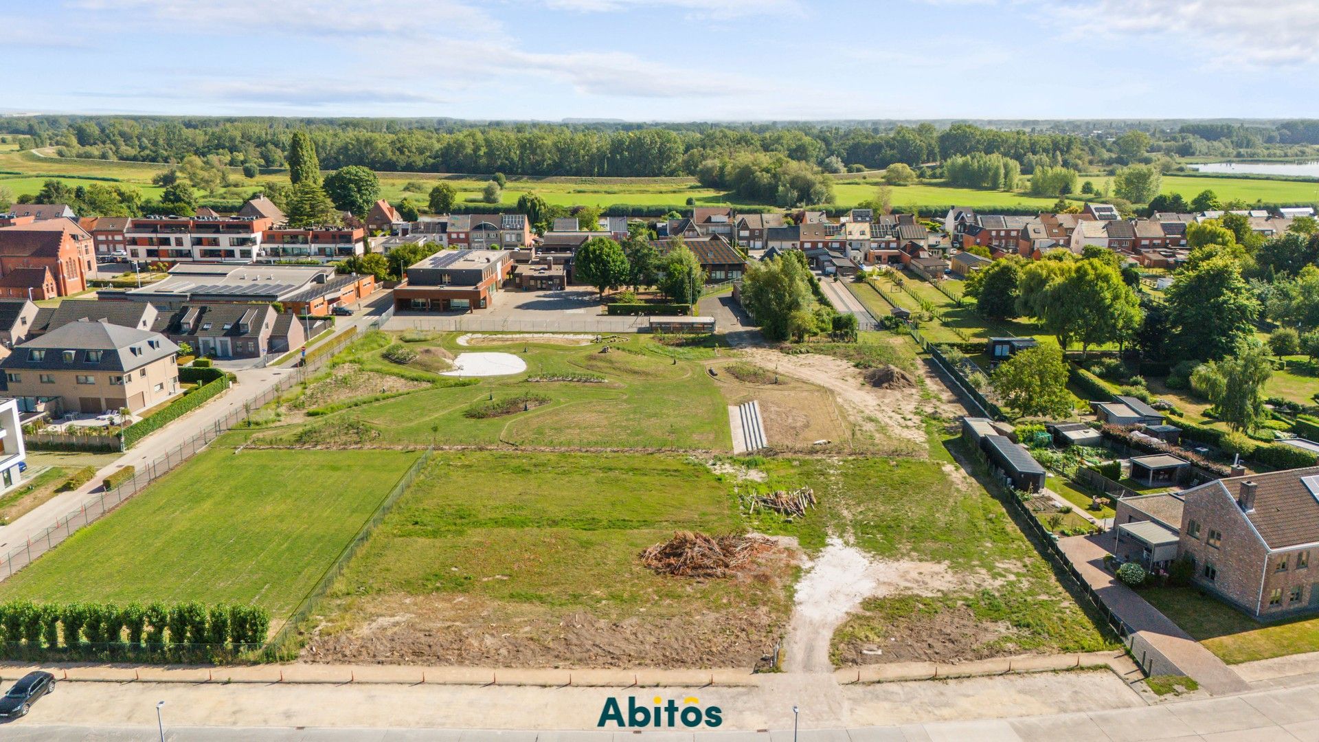 Bouwgrond voor halfopen bebouwing op toplocatie foto 3