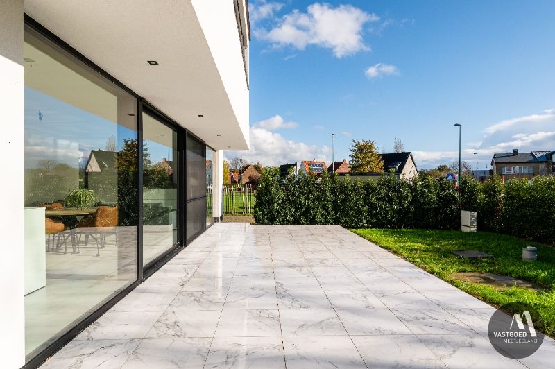 Moderne, energiezuinige villa met 4 slaapkamers, 2 badkamers foto 19