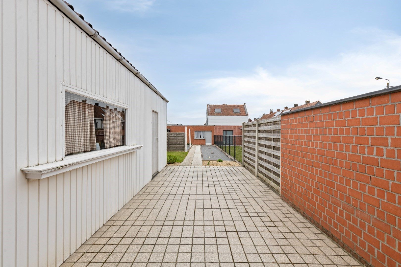 Kraaknette, ruime woning met dubbele garage! foto 18