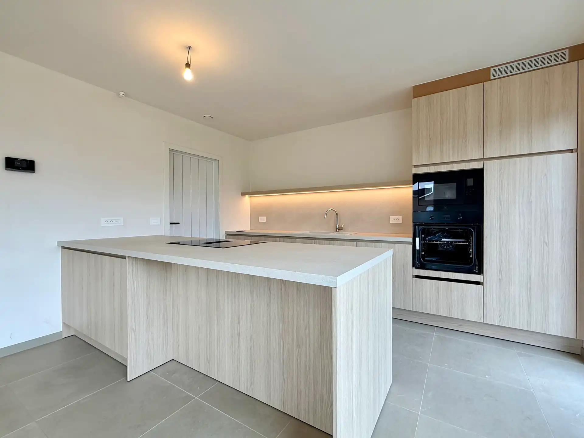 Laatste Lot - Instapklare Nieuwbouw woning! foto 44