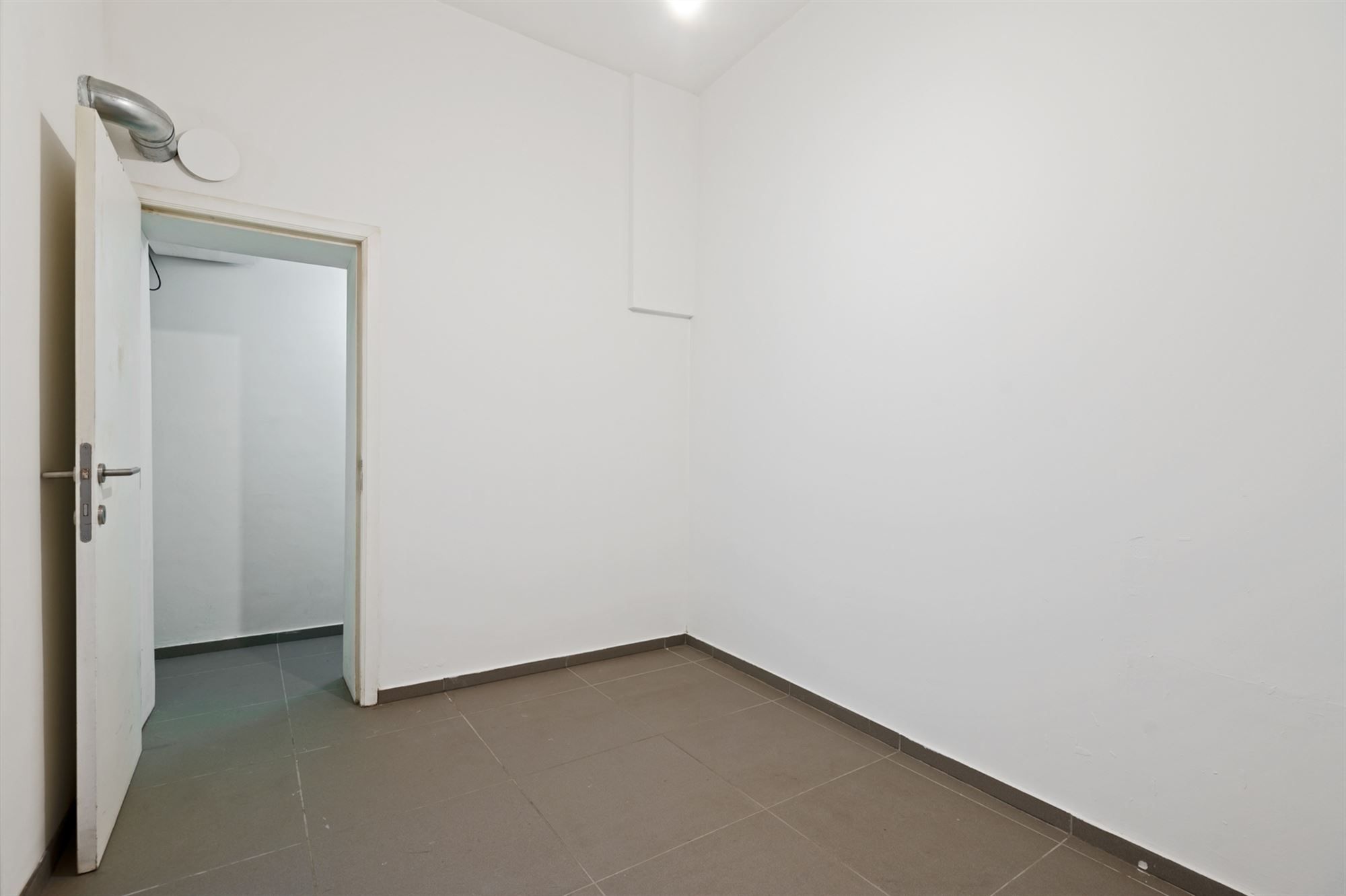 Gelijkvloers appartement met ruim terras foto 9