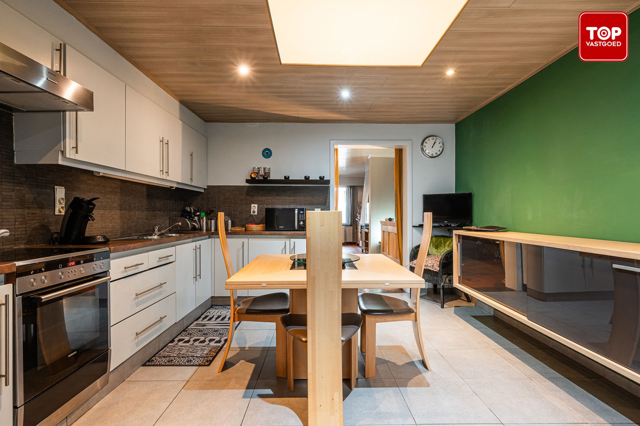 Gezinswoning vlakbij het historisch centrum. foto 9