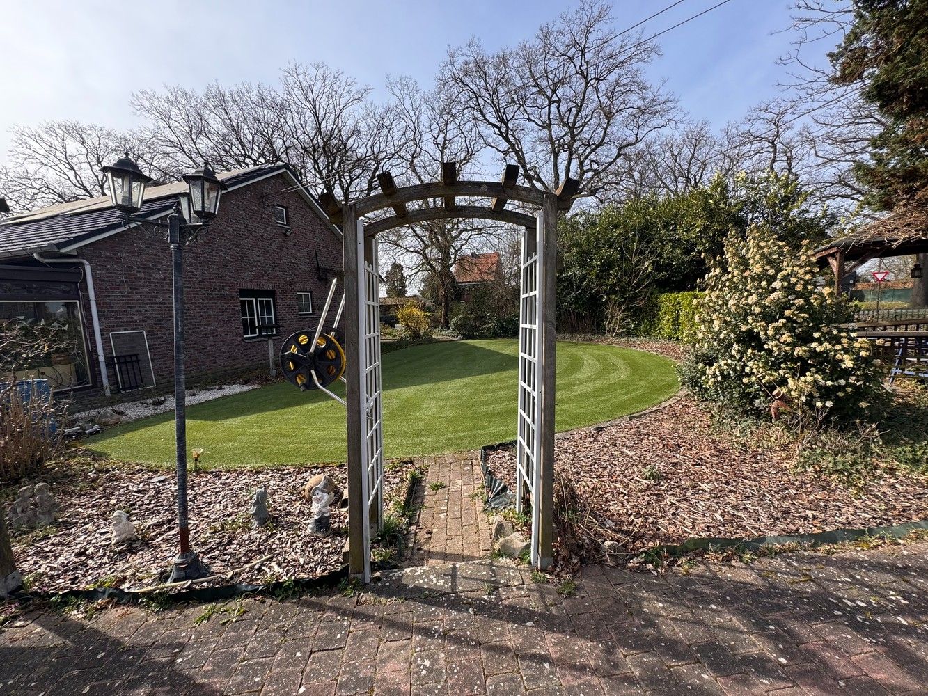 Gelijkvloers wonen met ruimte, licht en comfort in het hart van Kinrooi foto 21