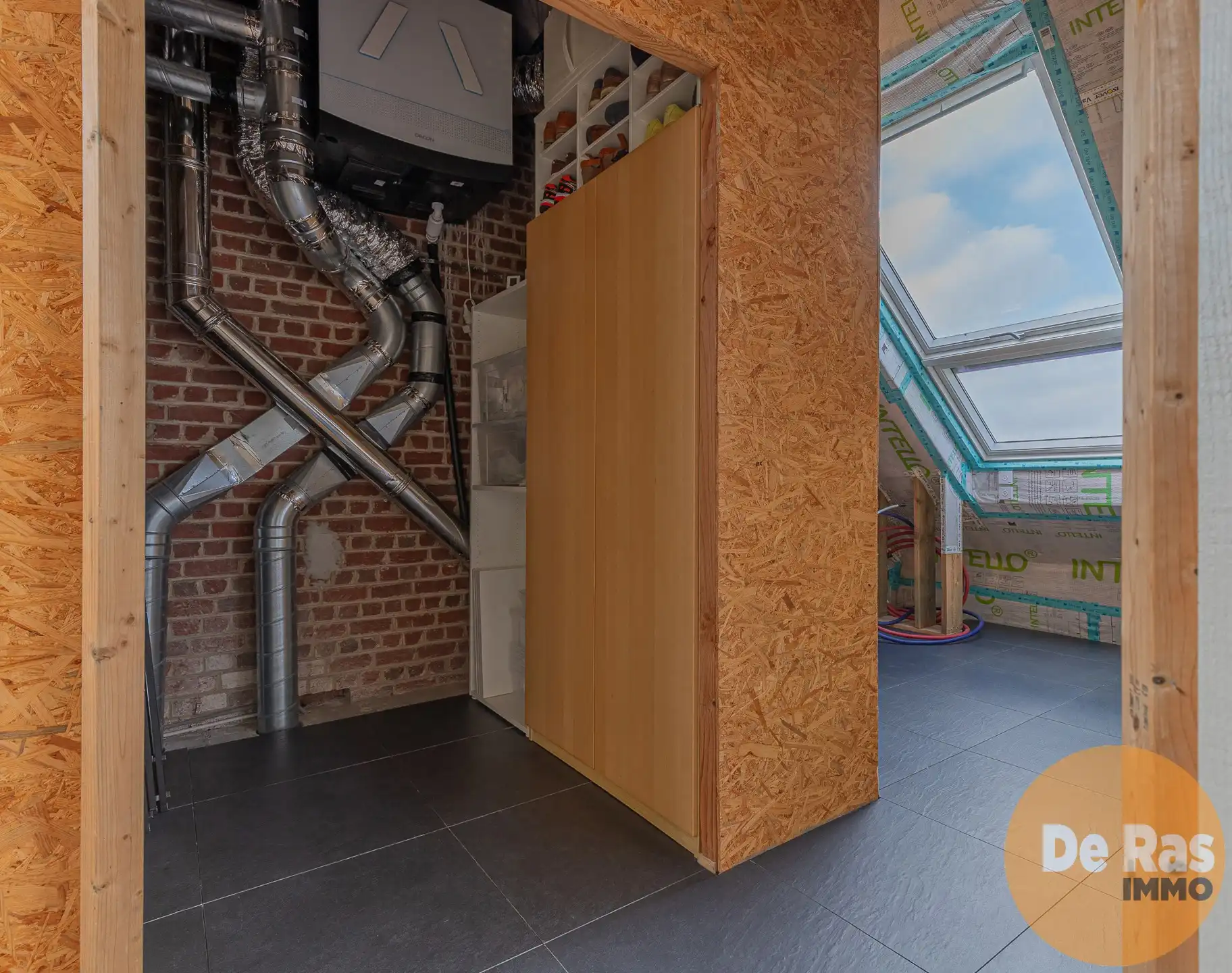 BURST - Ruime gezinswoning met 5 slaapkamers, garage en tuin foto 22