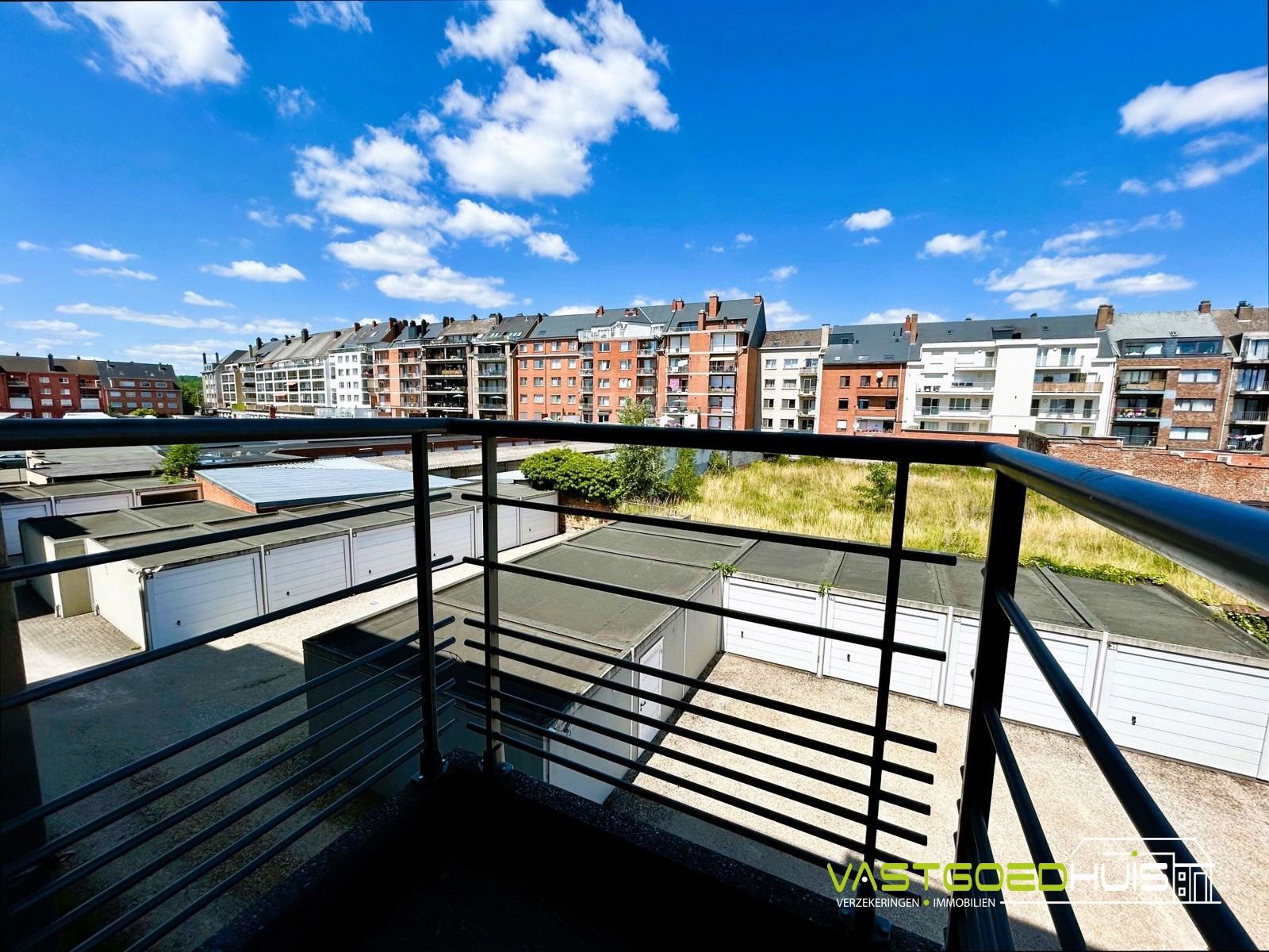 Prachtig appartement met terras en garage in centrum Ninove foto 18