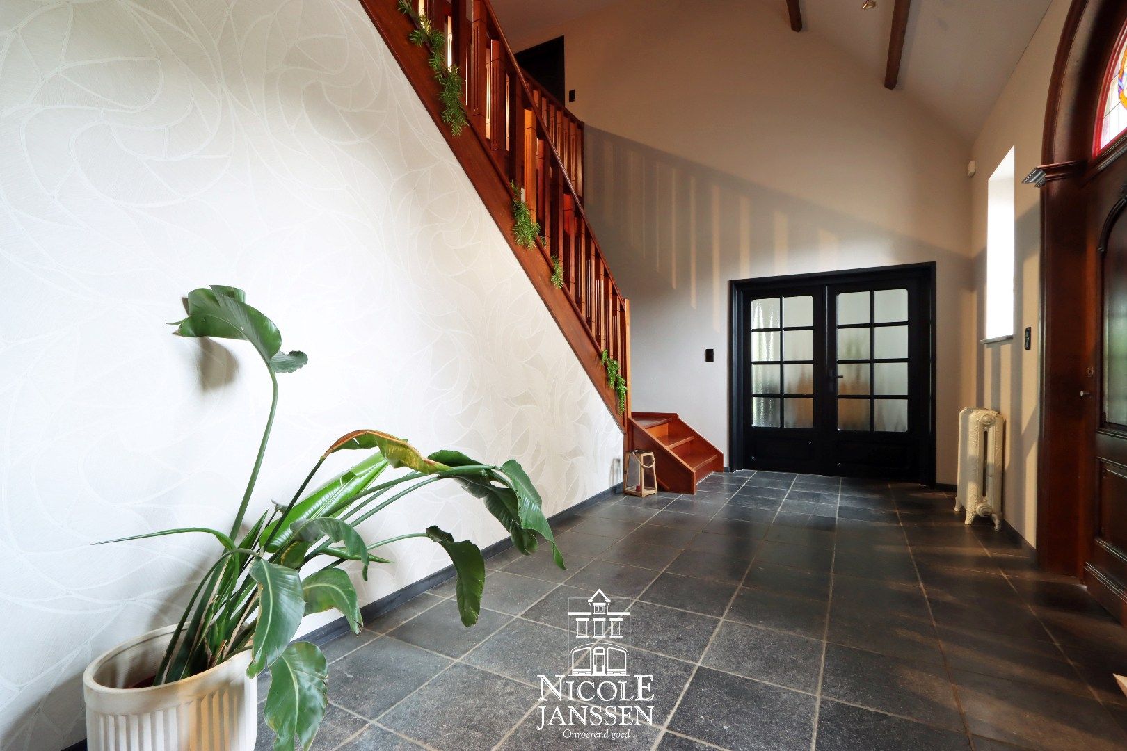 Ruime vrijstaande woning  foto 3