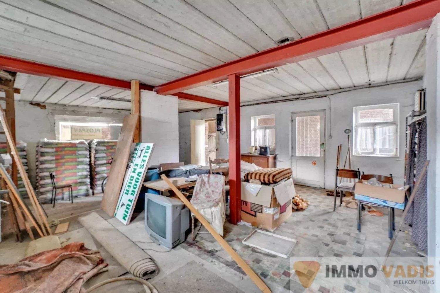 Hoeve op ruim perceel met extra bouwgrond foto 34