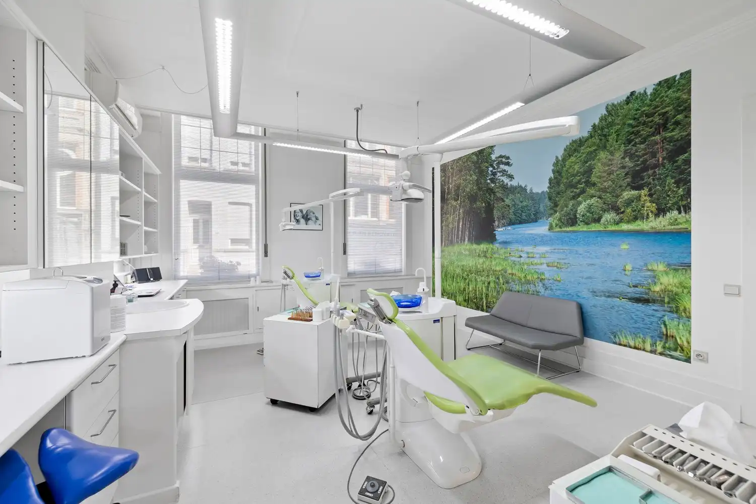 Kantoor of praktijkruimte te huur in unieke herenwoning te Aalst foto 5