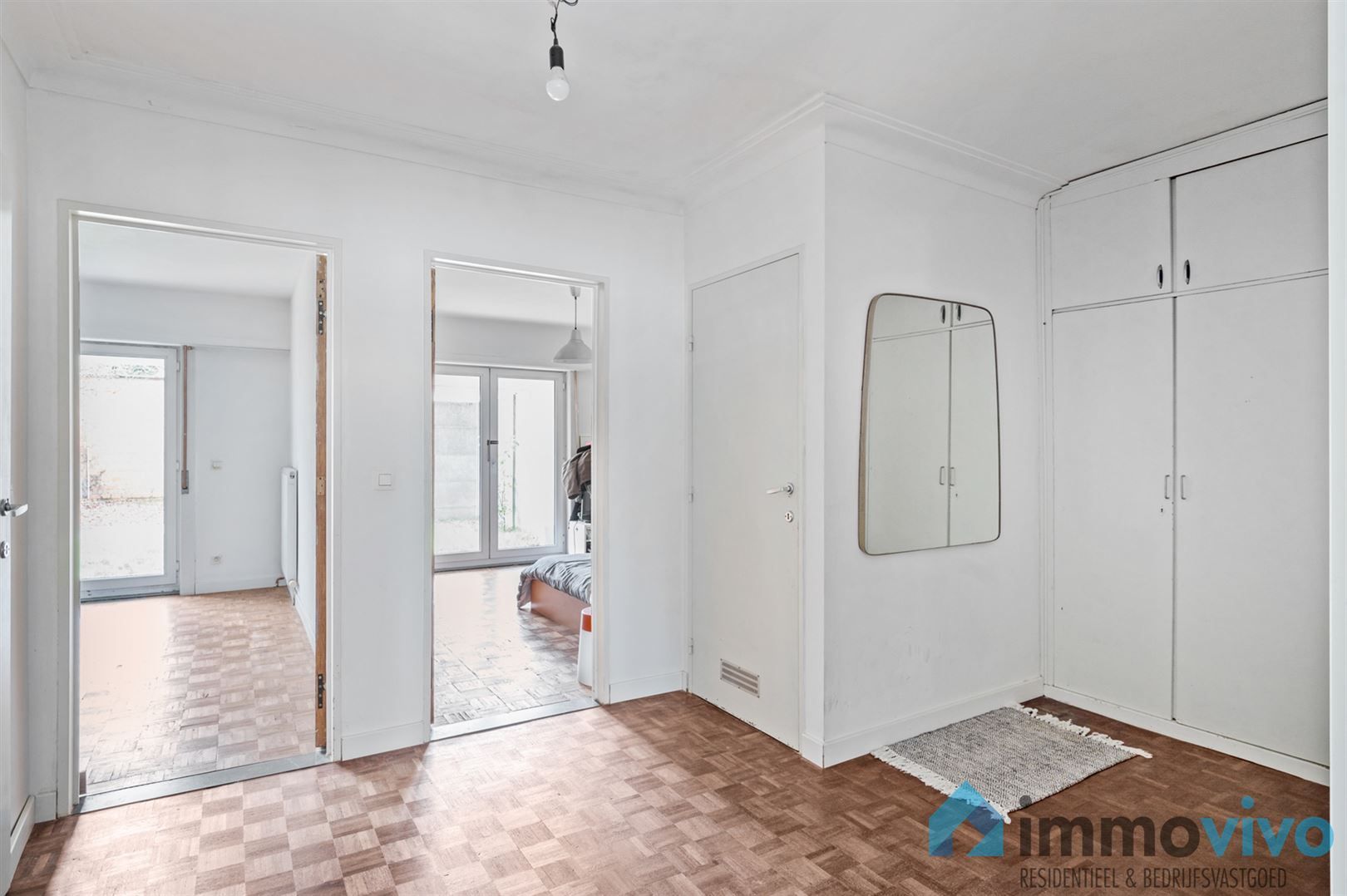 Gelijkvloers appartement met tuin foto 9