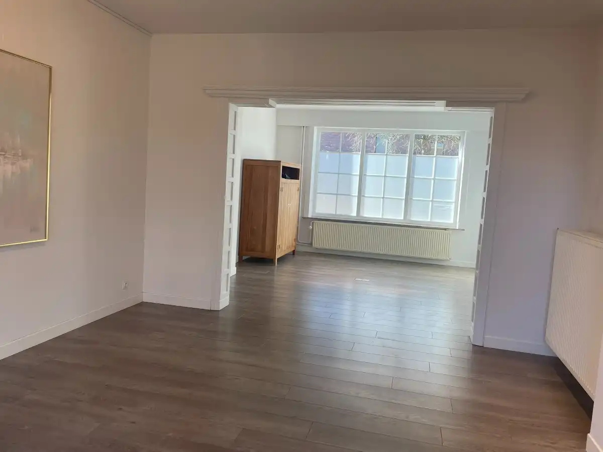 HANDELS-of EENGEZINS)WONING + tuin foto 17