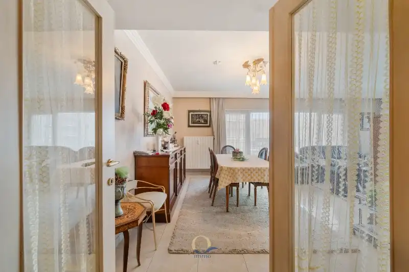 Hoekappartement met open zicht op Marie-Joséplein, Hotel Du Parc en Casino Kursaal foto 7