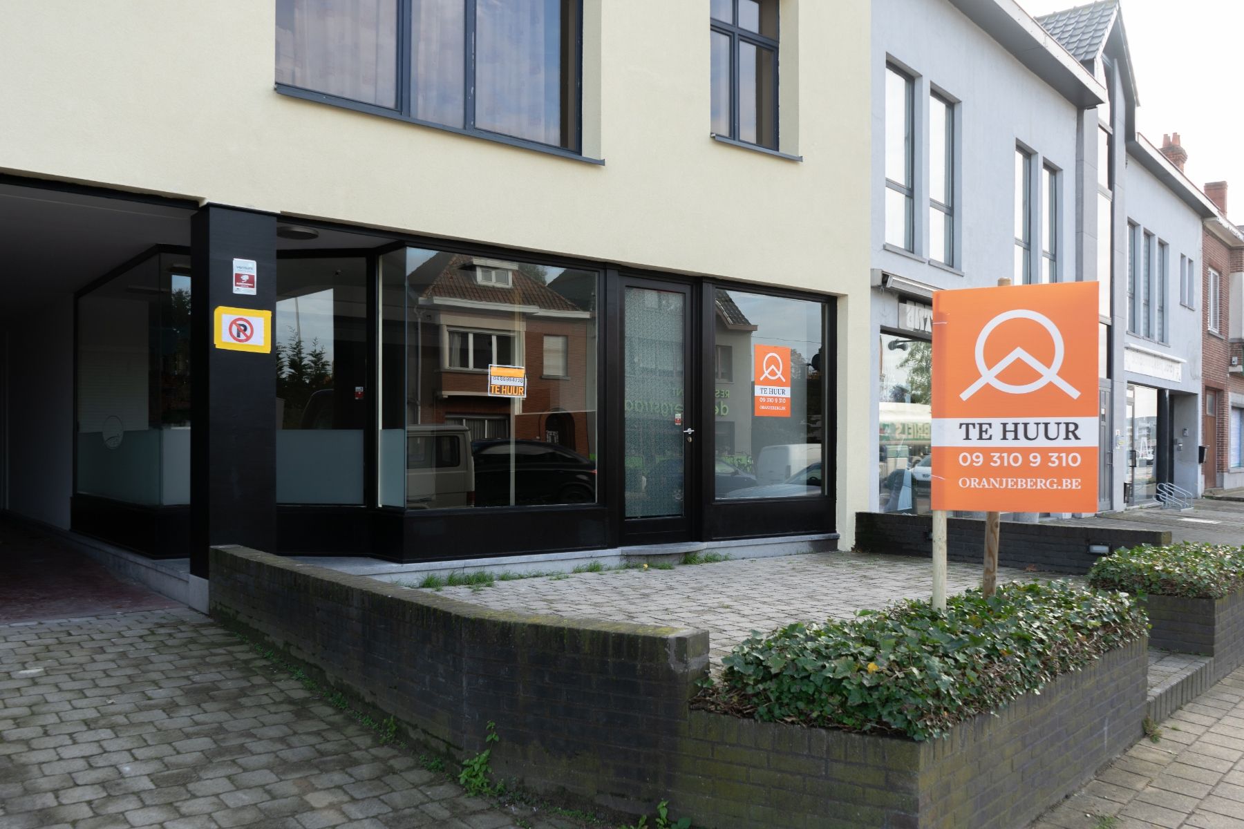 Commerciële ruimte te huur Hundelgemsesteenweg 73 - 9820 Merelbeke