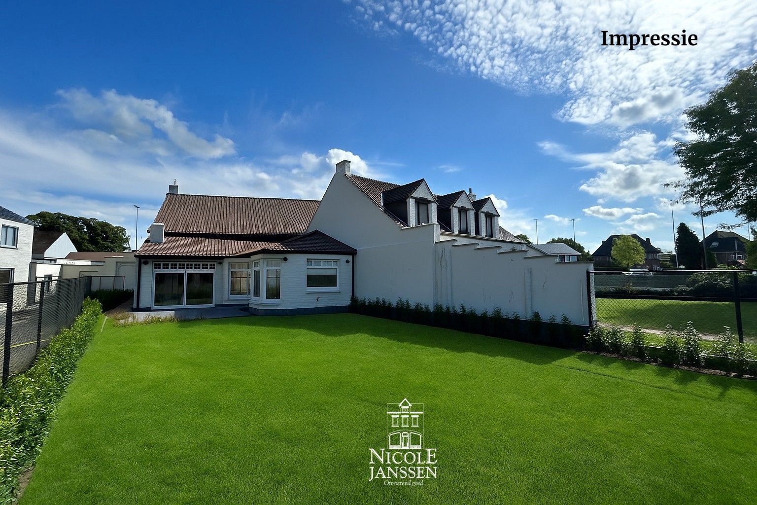 Gezinswoning met praktijkruimte of zorgwoning foto 8