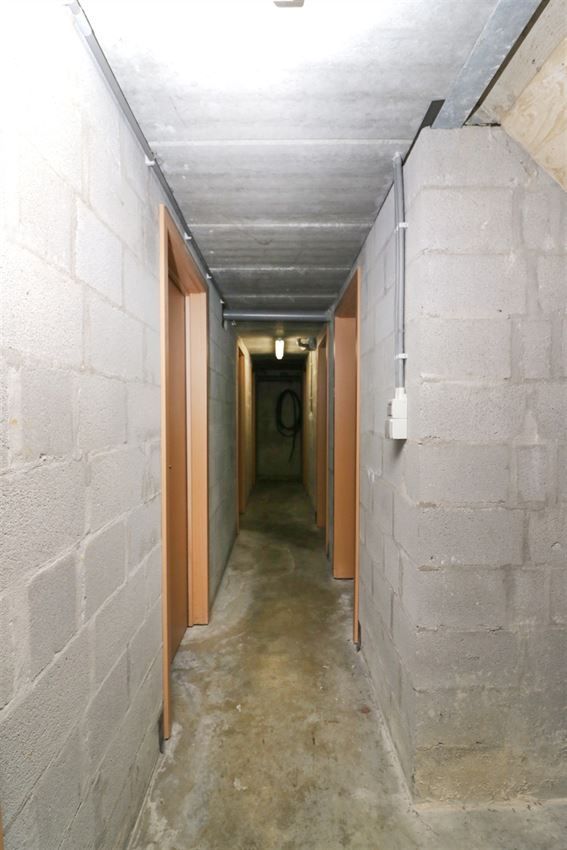 Gelijkvloers app met 1 slpk, terras, nabij station foto 14