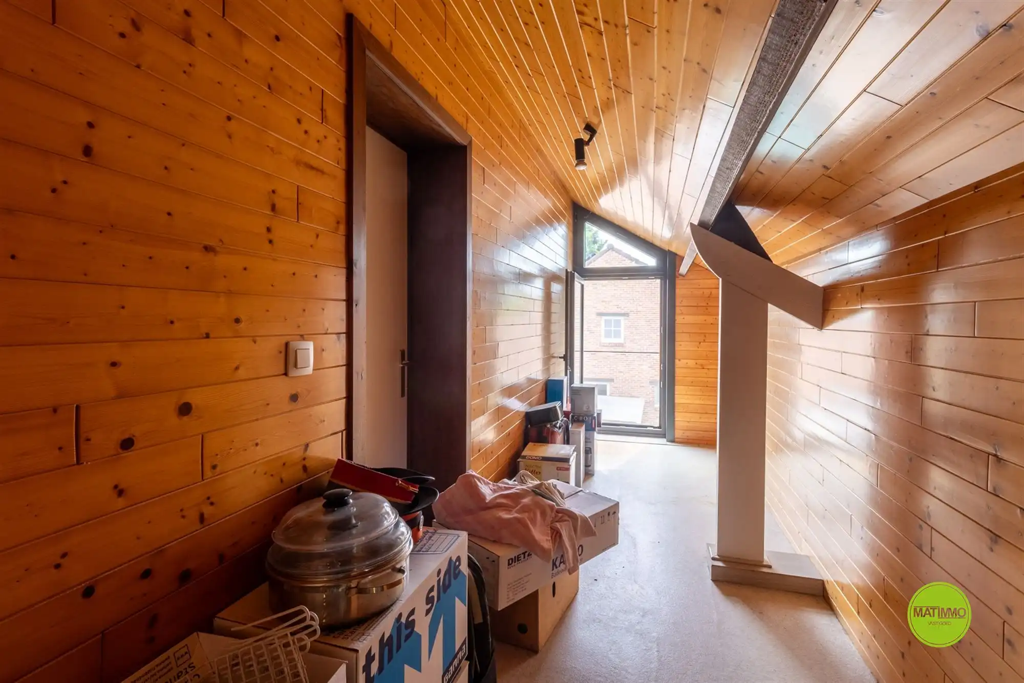 Ruime open bebouwing op een prachtig perceel van 3.764 m² foto 19