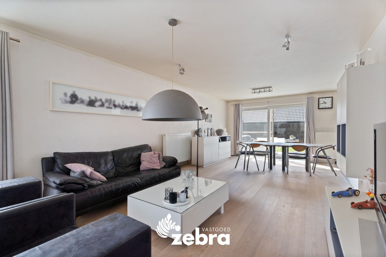 Energiezuinige halfopen woning in een doodlopende straat te Rumbeke (Roeselare)! foto 3