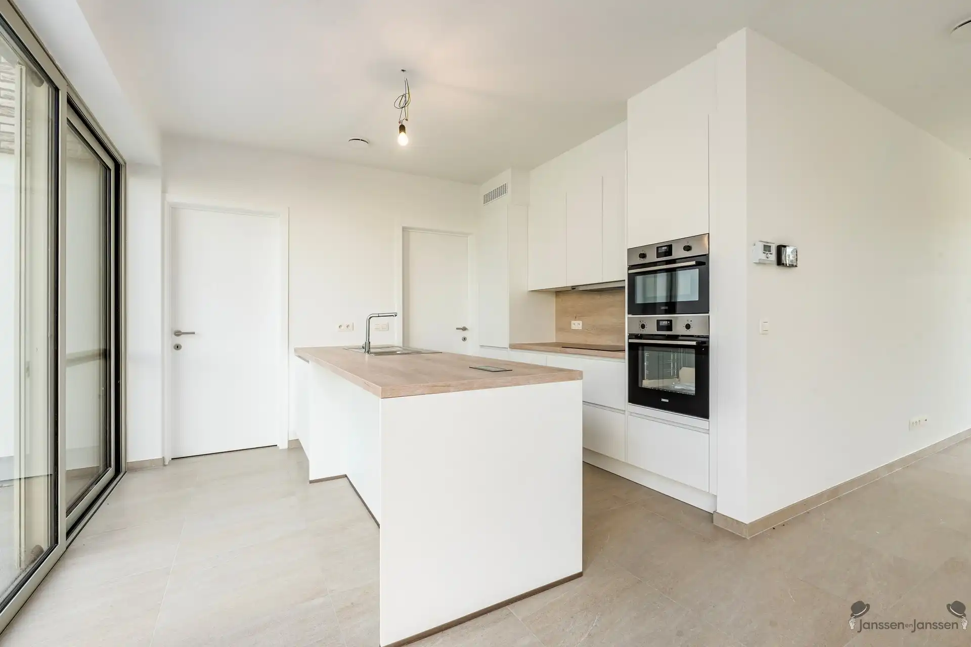Ruime nieuwbouwwoning met 5 slaapkamers en uitbreidingsmogelijkheid foto 8
