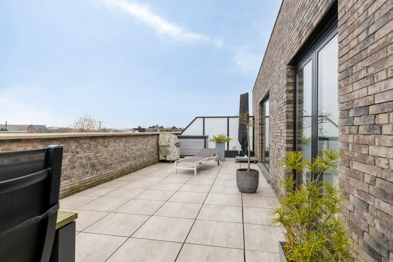 Prachtig dakappartement (140m2) vlakbij Boekenberg Park met 2 slks, 2 grote terrassen en ruim garage! foto 36