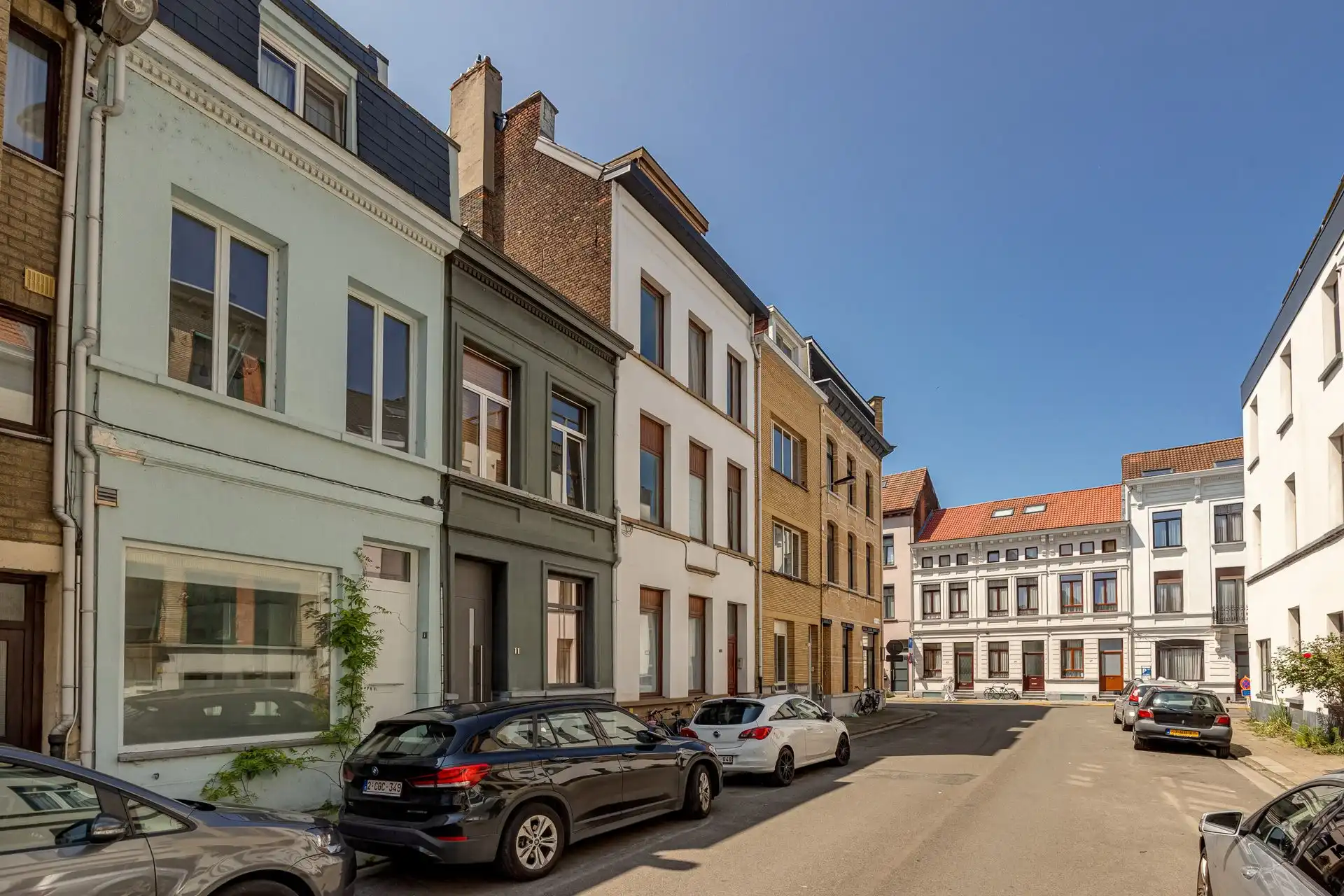 Ruime herenwoning  op Antwerpen-Zuid foto 3