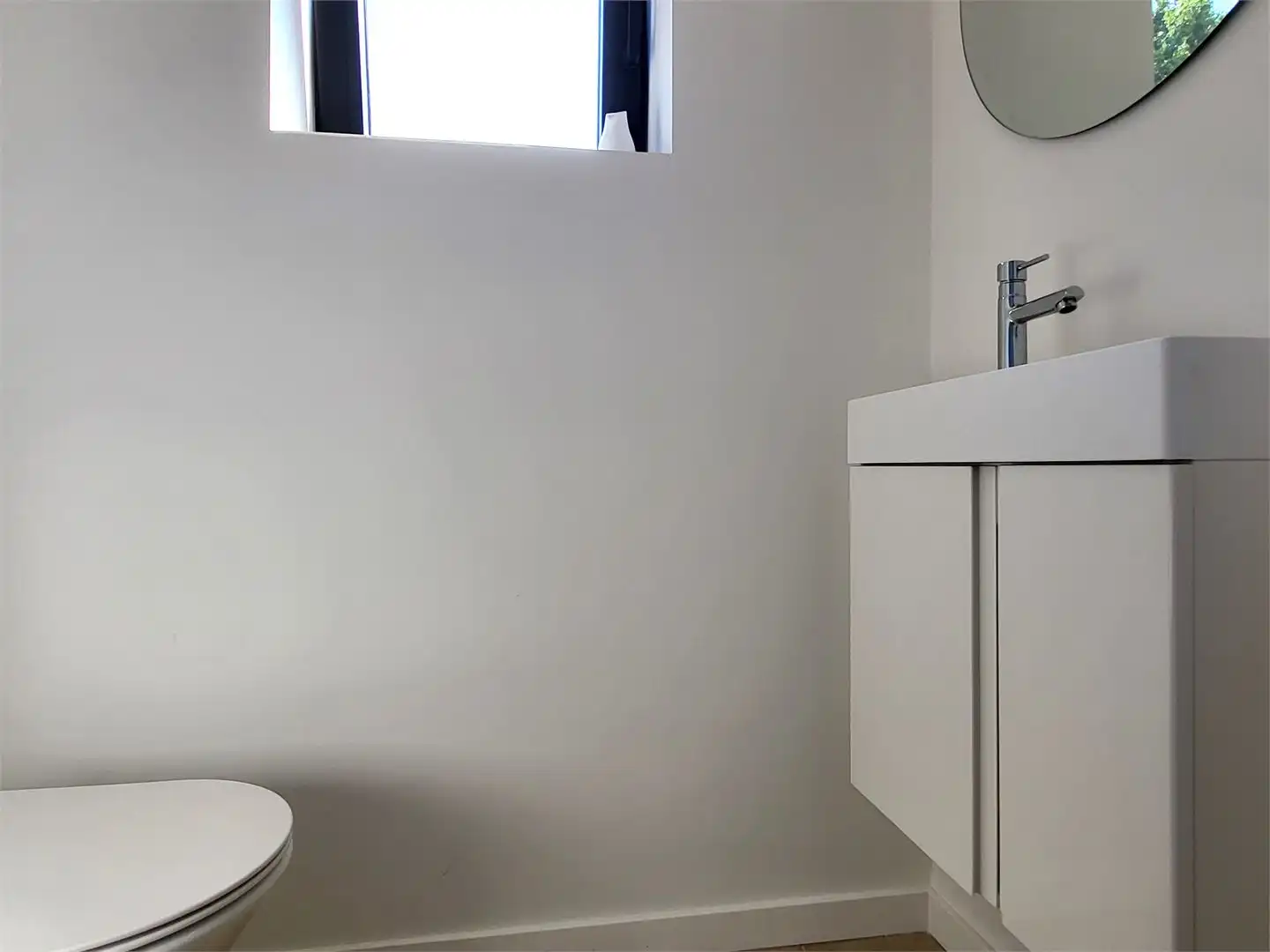 Prachtige moderne woning met bewoonbare oppervlakte van 166m² op 1209m² met zonnige tuin en garage. foto 25