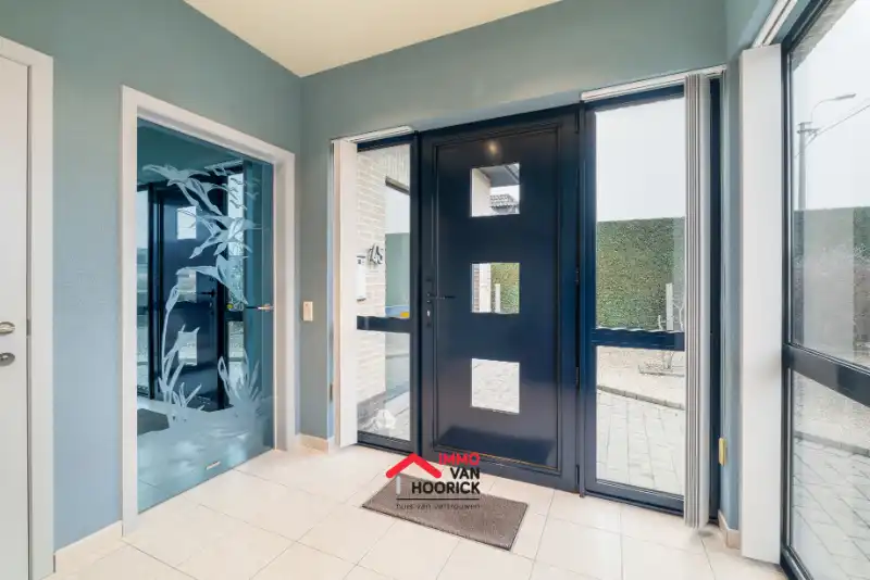 Mooie ruime woning 4 slaapkamers op 855m² foto 4