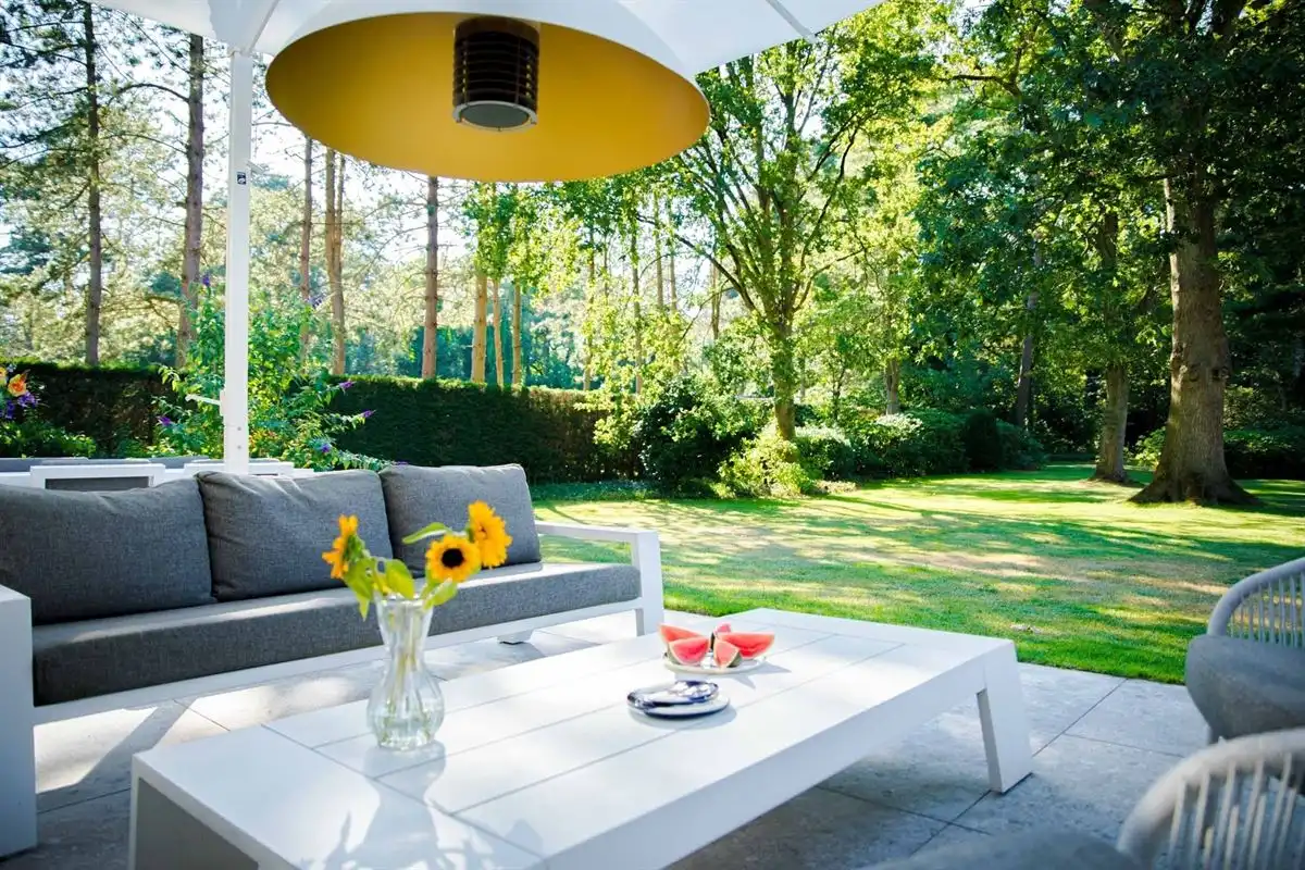 Stijlvol gerenoveerde villa op een uitzonderlijk groen perceel in Kapellenbos foto 10