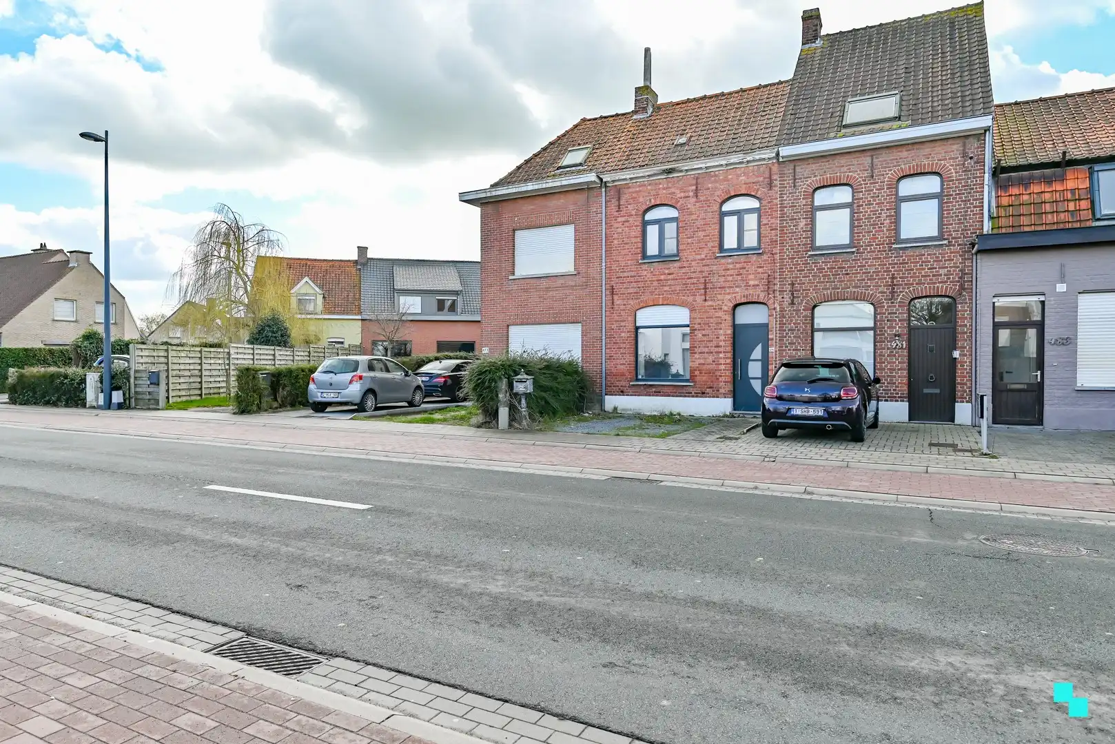 Verder op te frissen woning nabij centrum Izegem foto 26