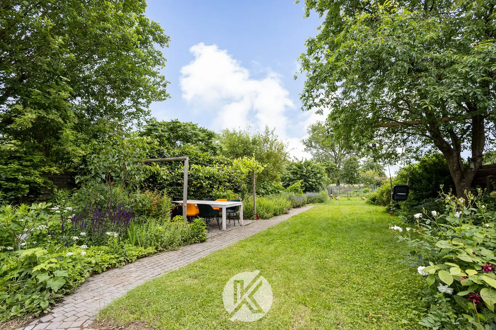 Stijlvol gerenoveerde woning op leuke ligging foto 19