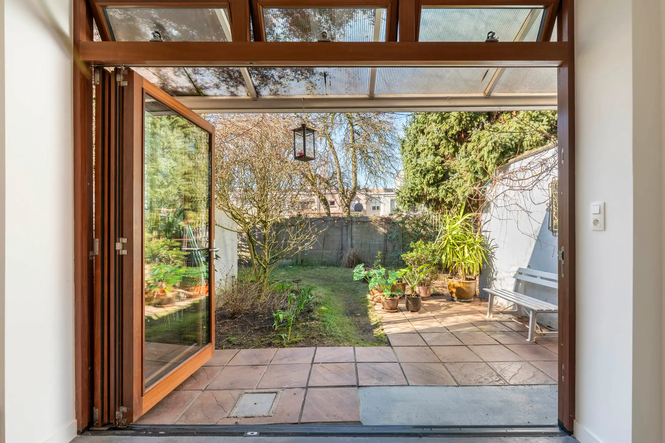 ANTWERPEN-Gerenoveerde karaktervolle woning met tuin! foto 12