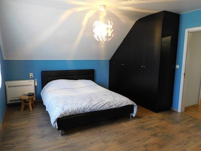 Stijlvolle en energiezuinige villa met zwemvijver op een zuidgericht perceel van 15a 30ca foto 12