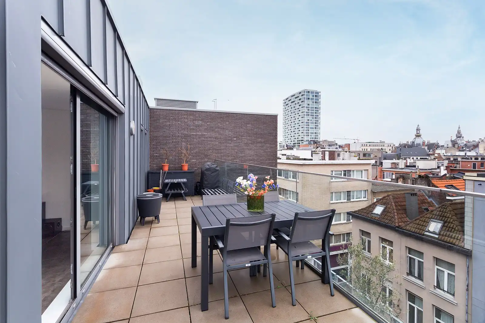 Penthouse met ruime terrassen en prachtige zichten!  foto 16