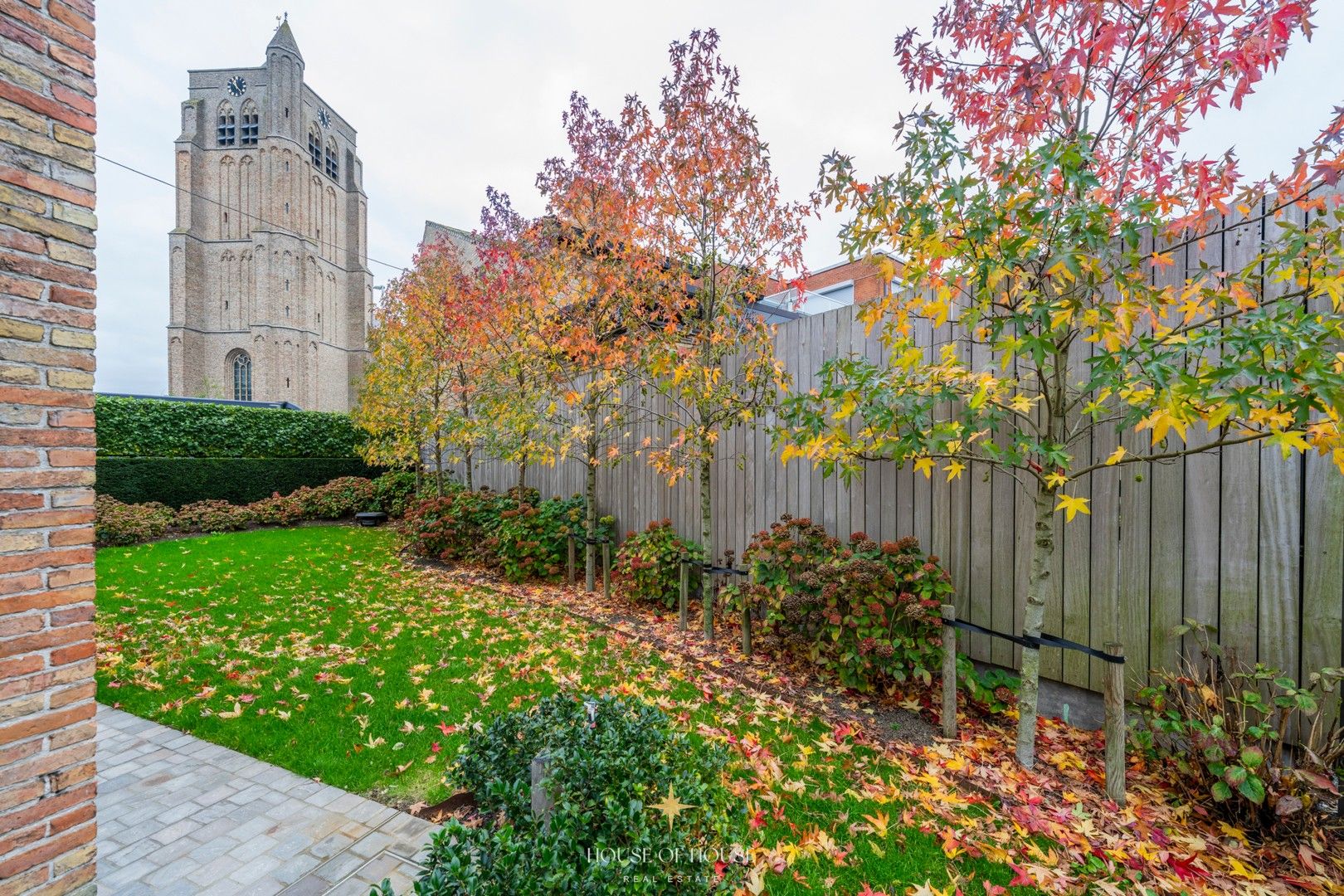 Sfeervolle pastoriewoning met uitzonderlijk potentieel zonder renovatieverplichting foto 29