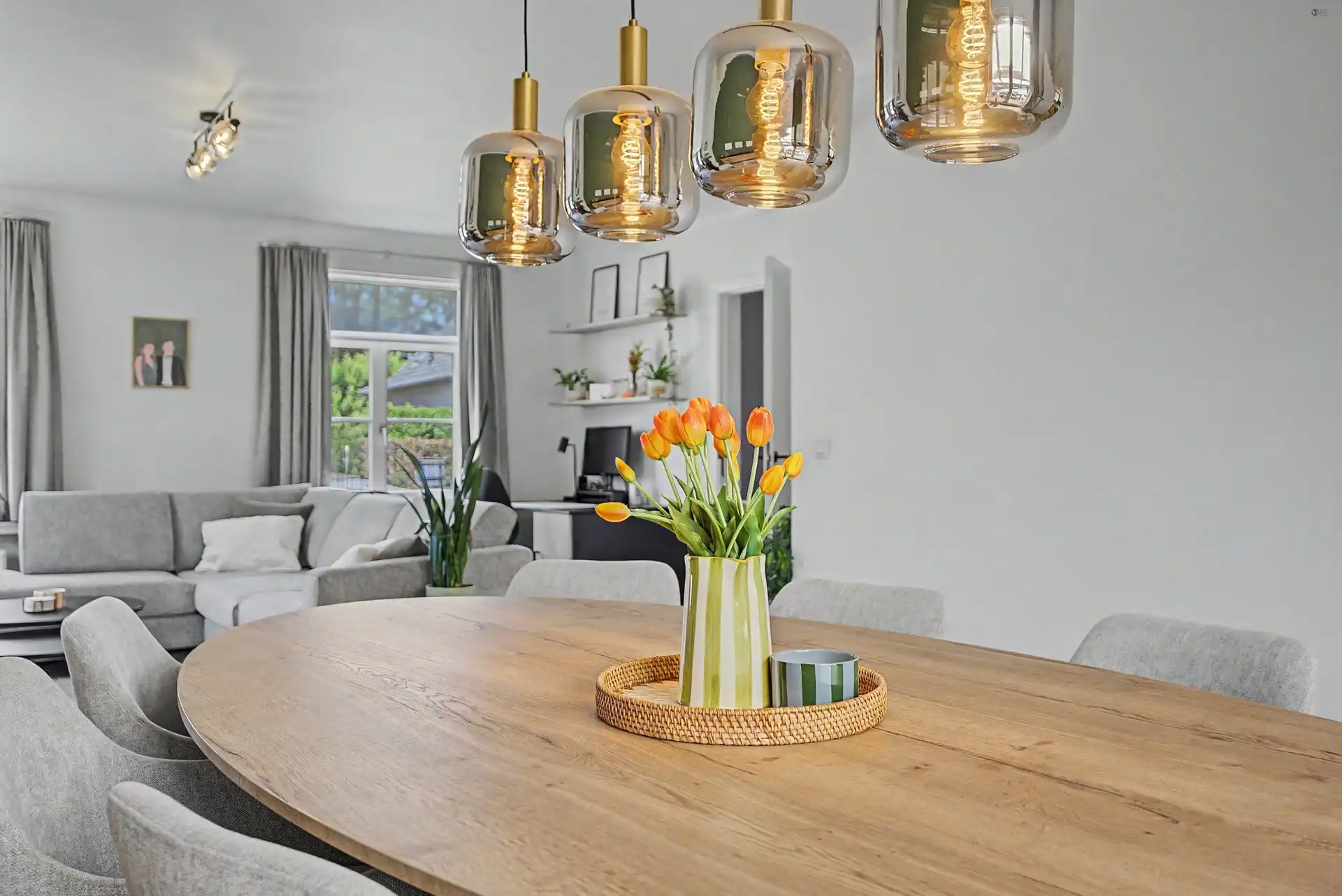 Instapklare Halfopen bebouwing in groene omgeving foto 11