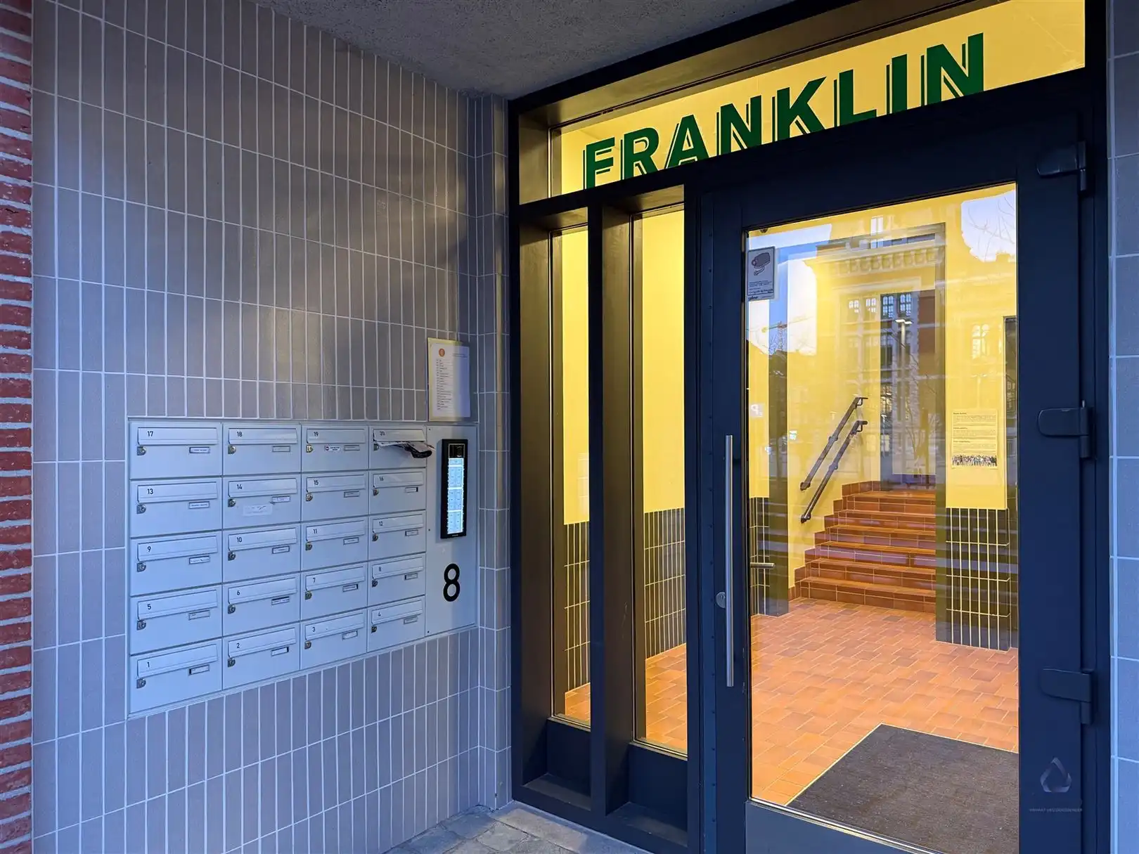 Ruim 1-Slaapkamer appartement in hartje Brussel foto 3