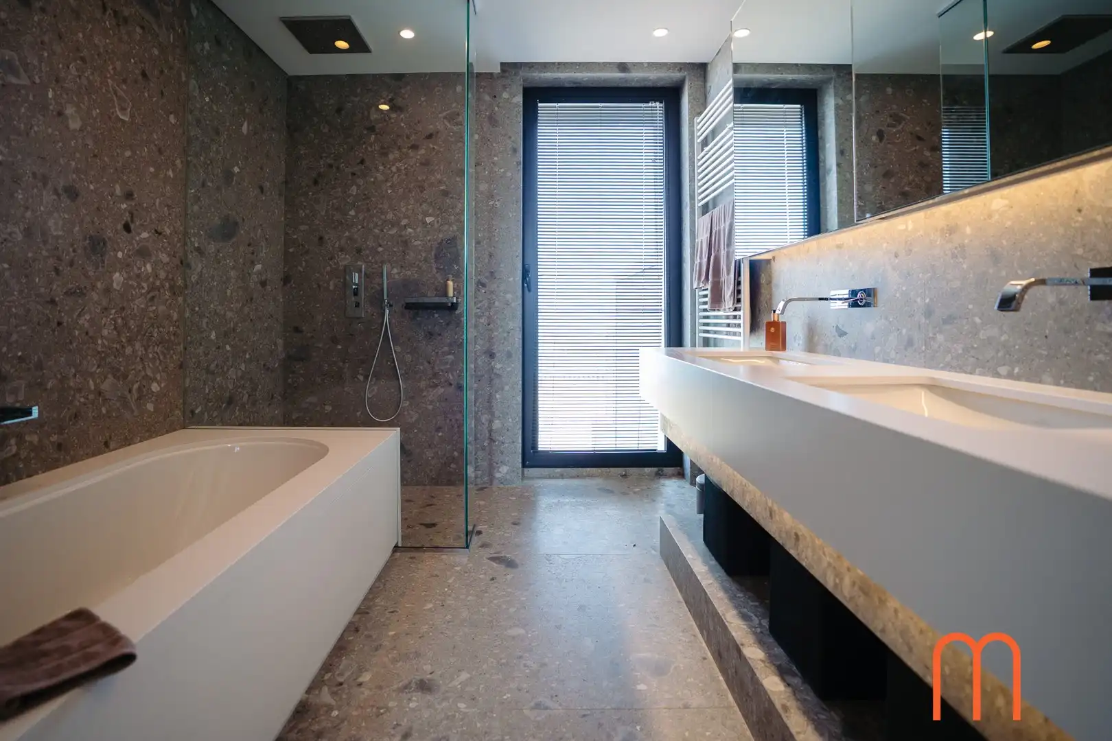 Luxueuze penthouse te koop in Oostende – Exclusief wooncomfort met panoramisch zeezicht foto 19