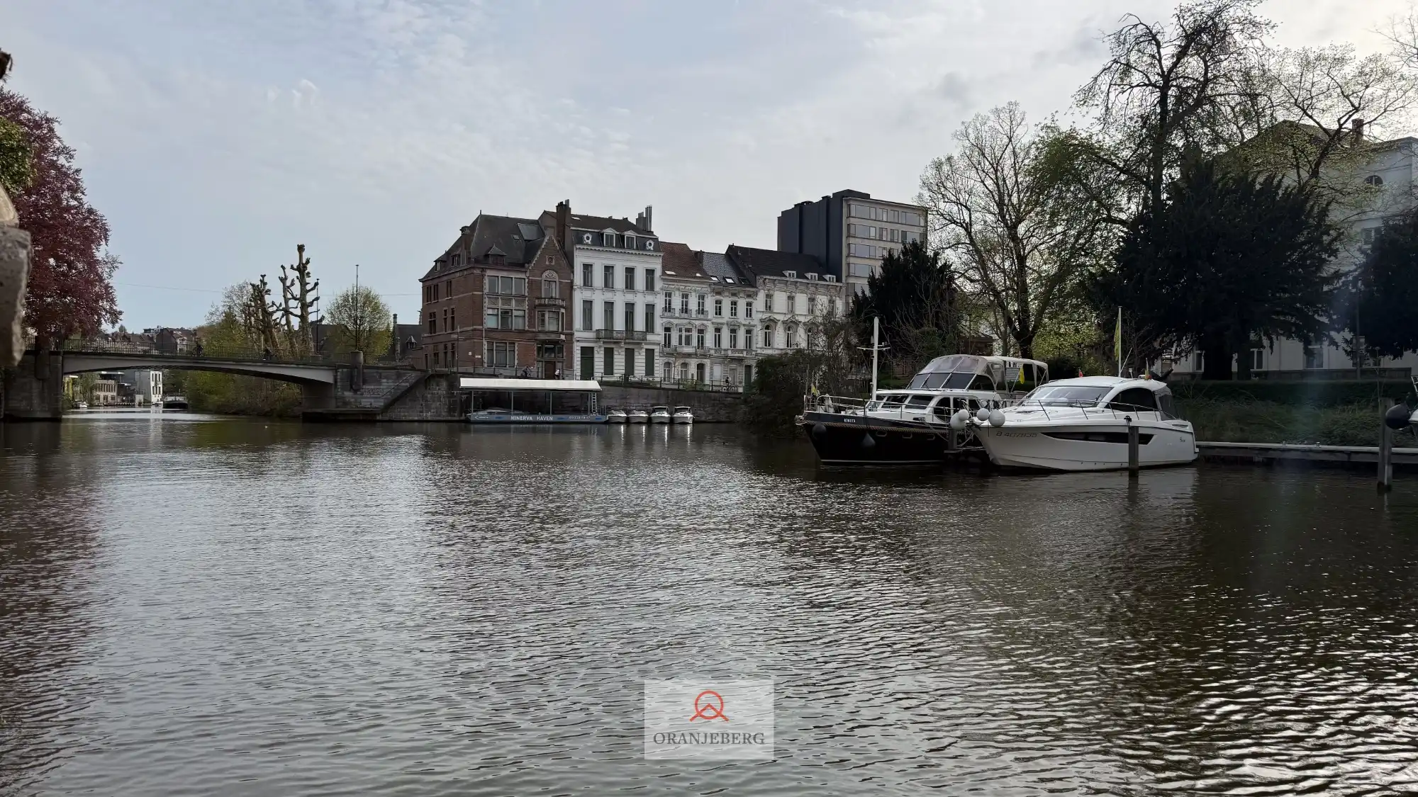 Studio op topligging aan het water Gent-centrum. foto 22