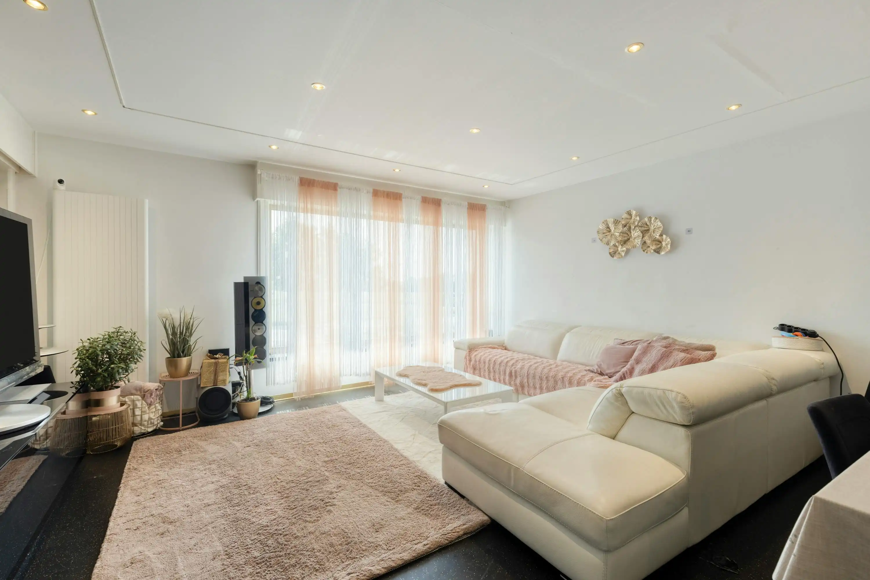 Ruime woning in bungalowstijl te koop in Aartrijke foto 5