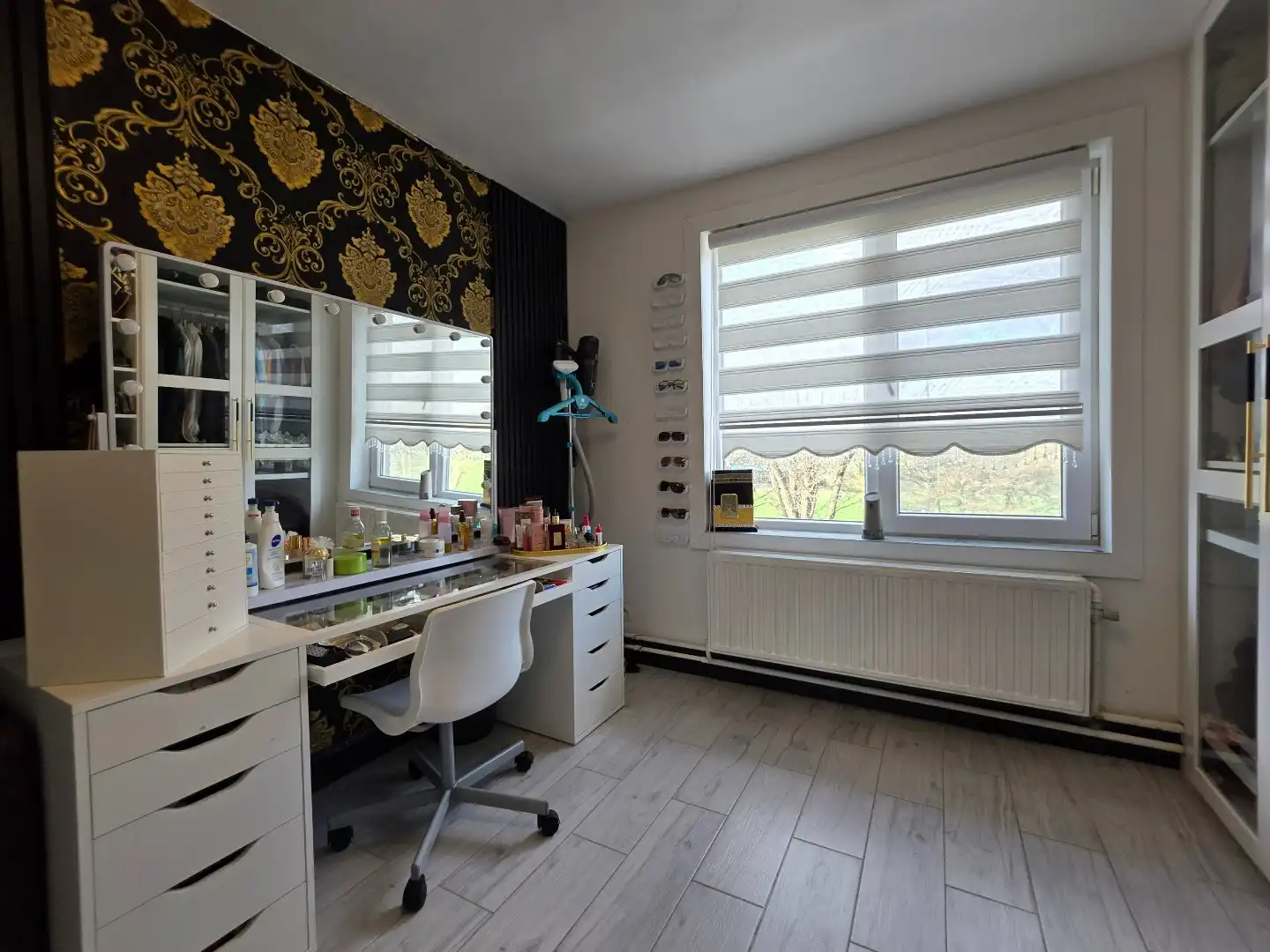 Uniek gerenoveerde 4-slaapkamerwoning op wandelafstand van centrum Kortrijk - EPC A foto 13