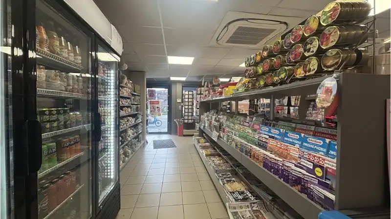 Overname Dagbladhandel met aanverwante artikelen in Assebroek Brugge foto 4