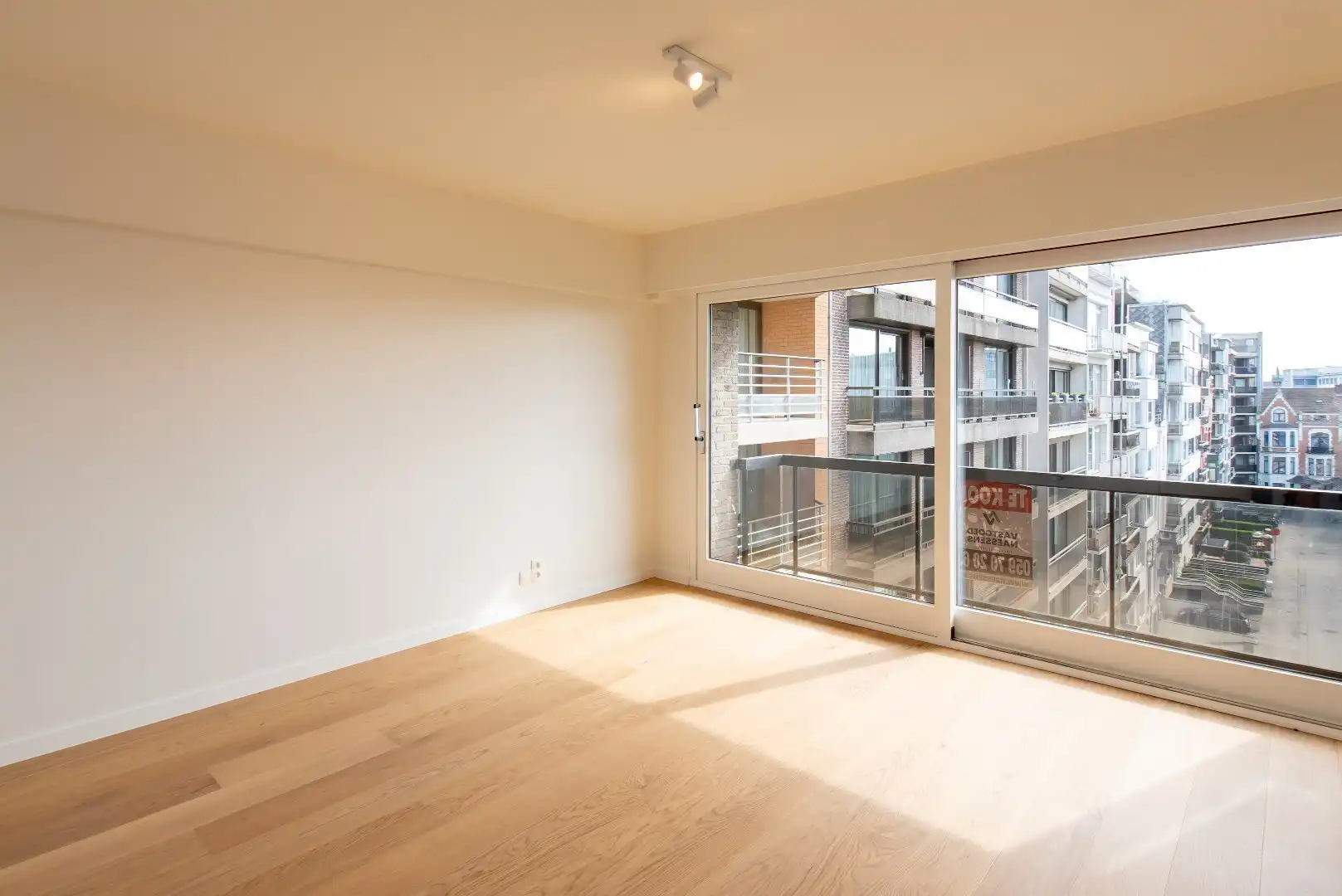 LUXUEUS GERENOVEERD 2 SLPK APP MET ZICHT OP GROEN foto 25