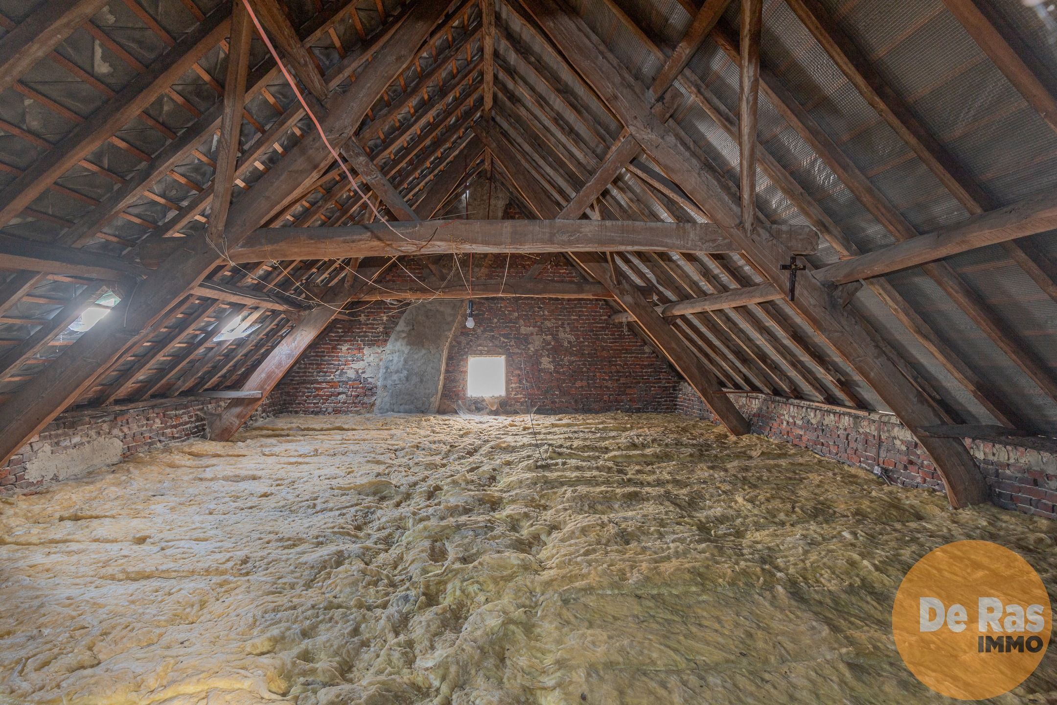 SINT-LIEVENS-HOUTEM – Vrijstaande woning met potentieel foto 15