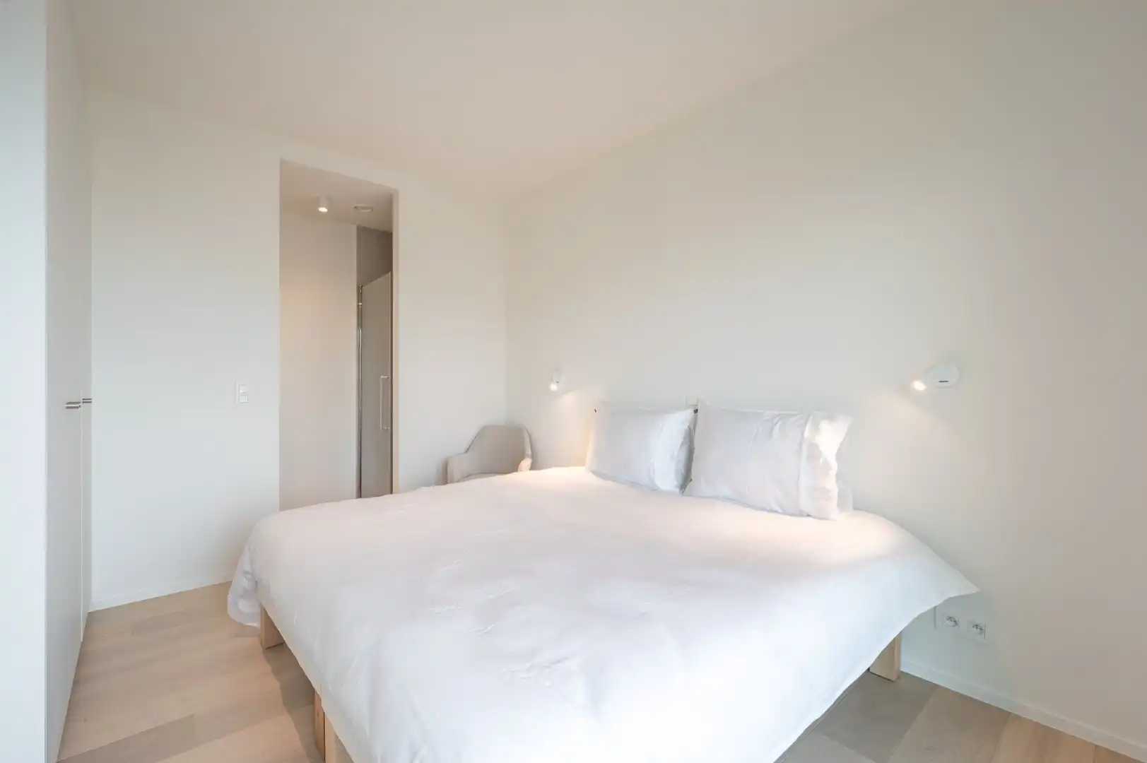 Heldentoren - Duplex genietend van een panoramisch zicht op de kust foto 11