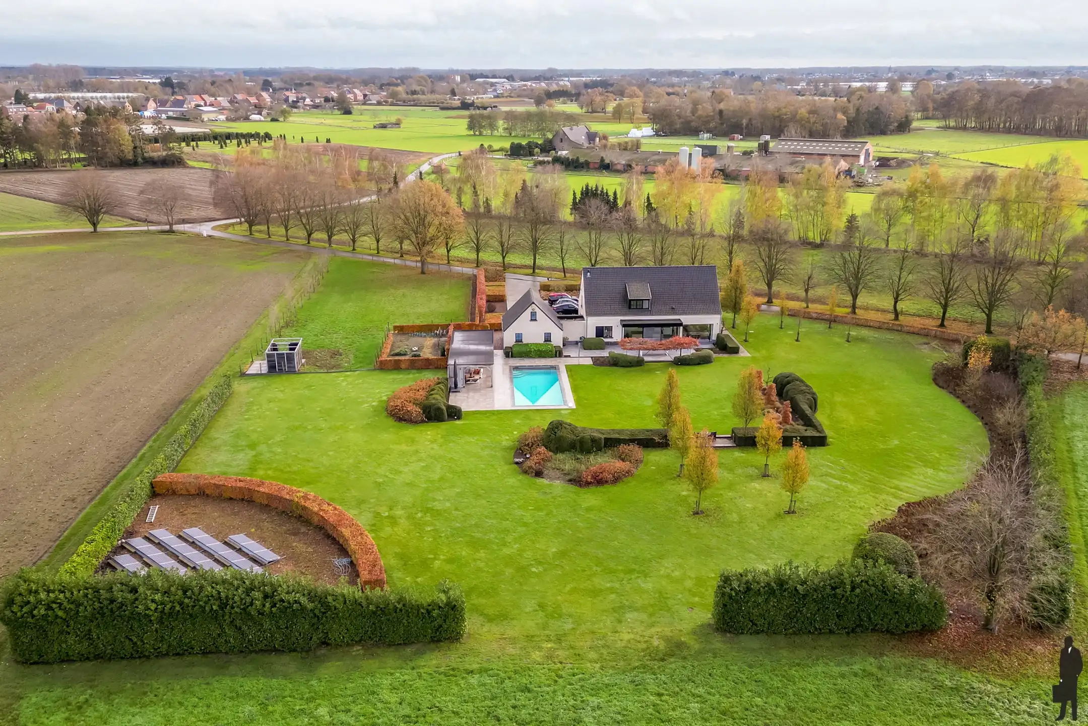 Instapklare villa temidden van uitgestrekte weilanden en landerijen!  foto 50