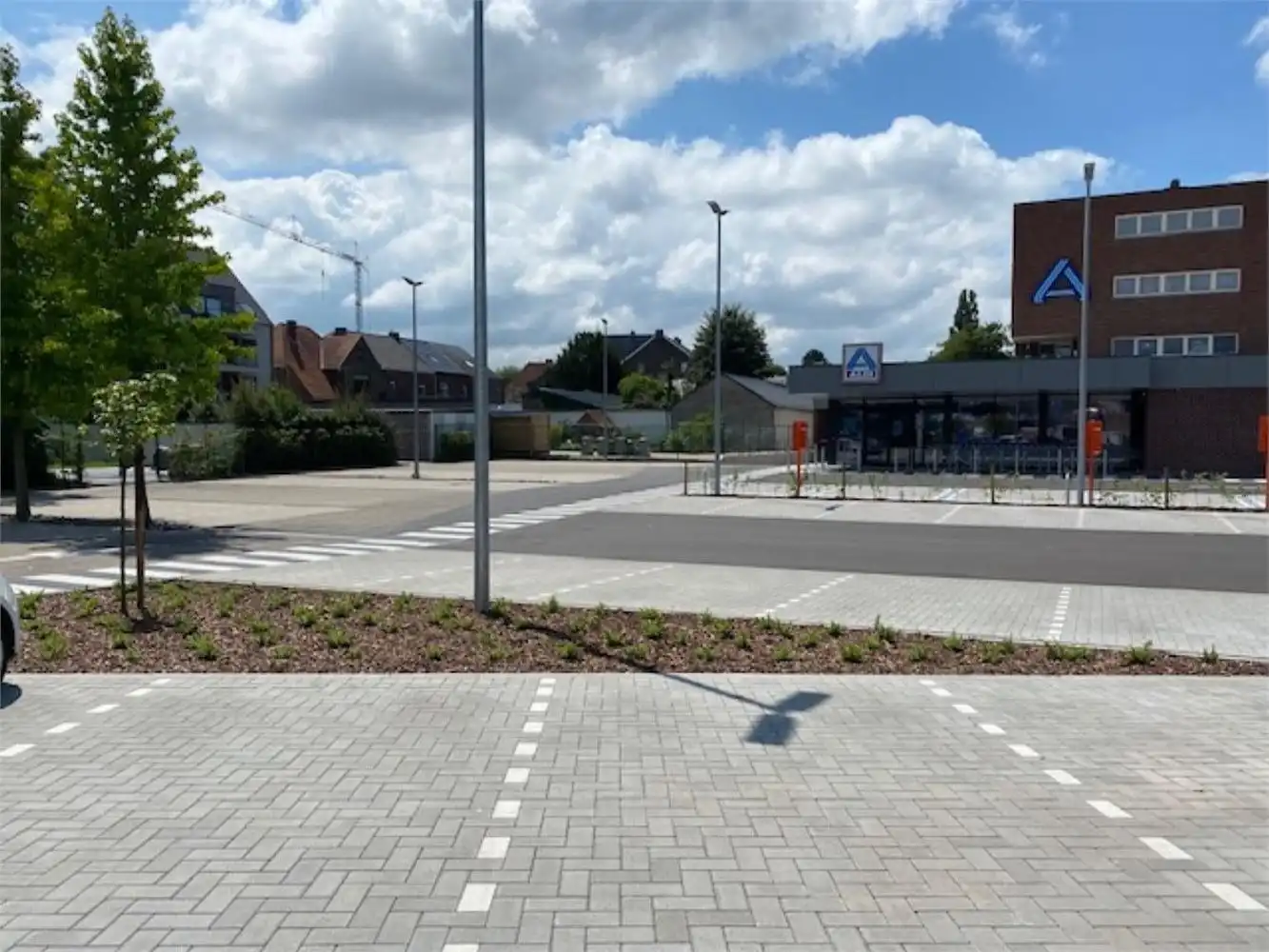 Ruim commercieel gelijkvloers Lanaken foto 9