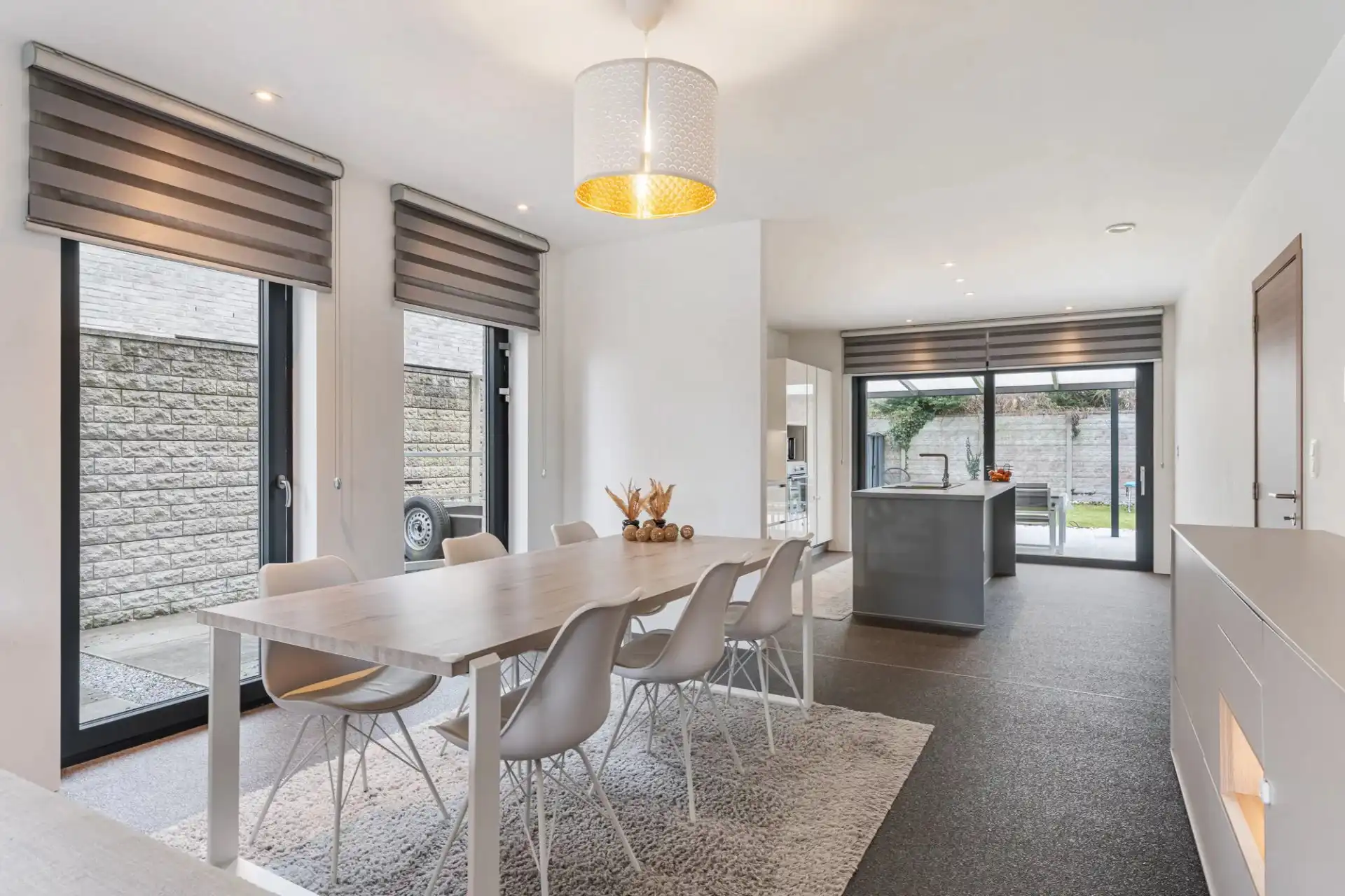 Recente gezinswoning in rustige straat te Houthalen foto 6