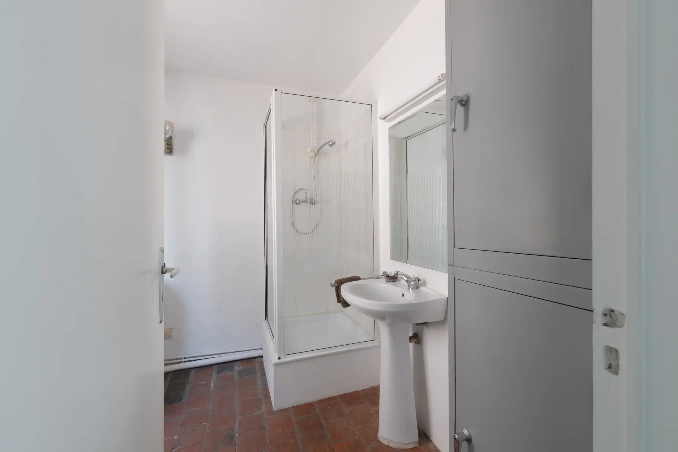 ANTWERPEN CENRUM - Karaktervol herenhuis met 4 verdiepingen foto 7