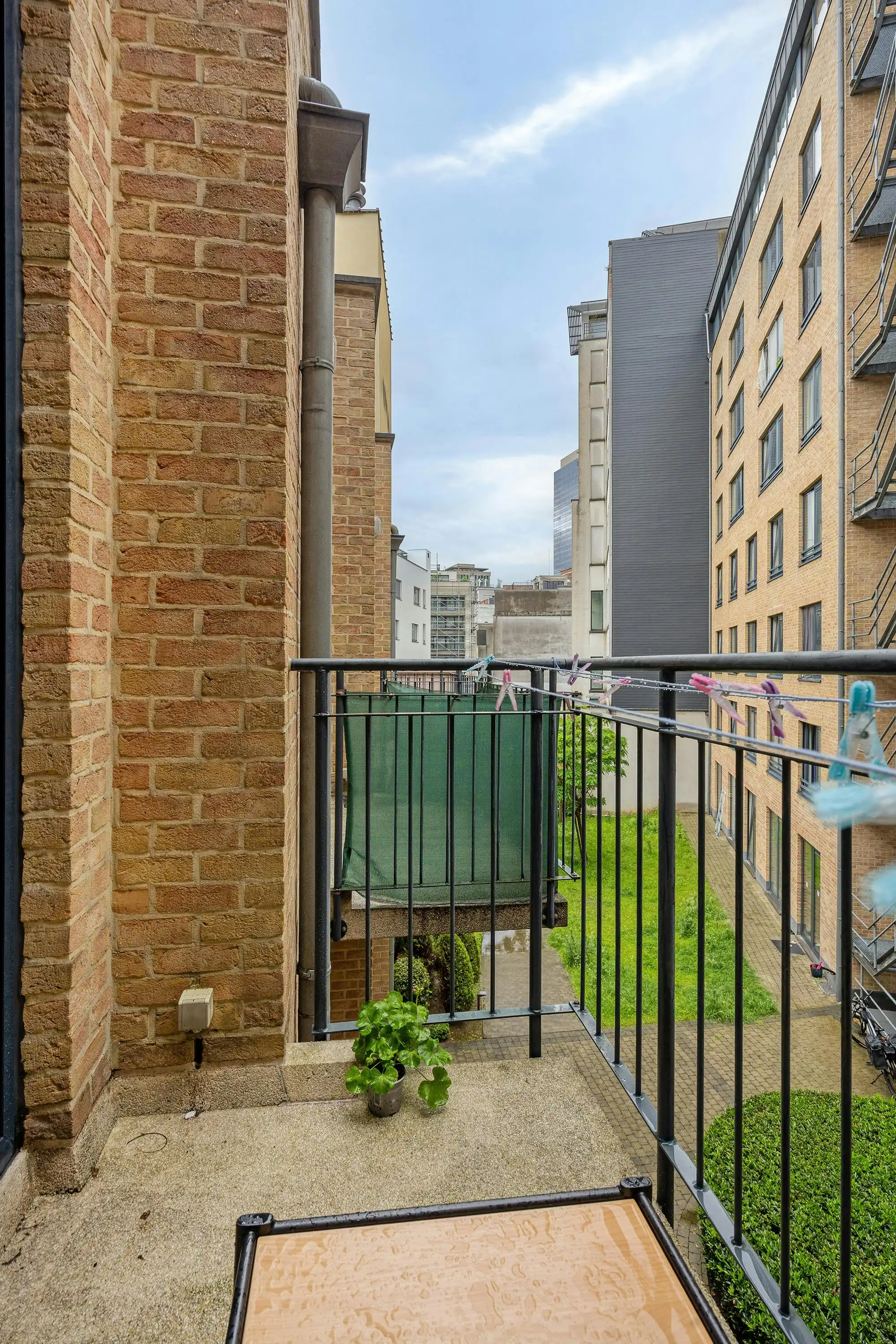 Topinvestering: Studio te koop in Brussel centrum met terras! foto 9