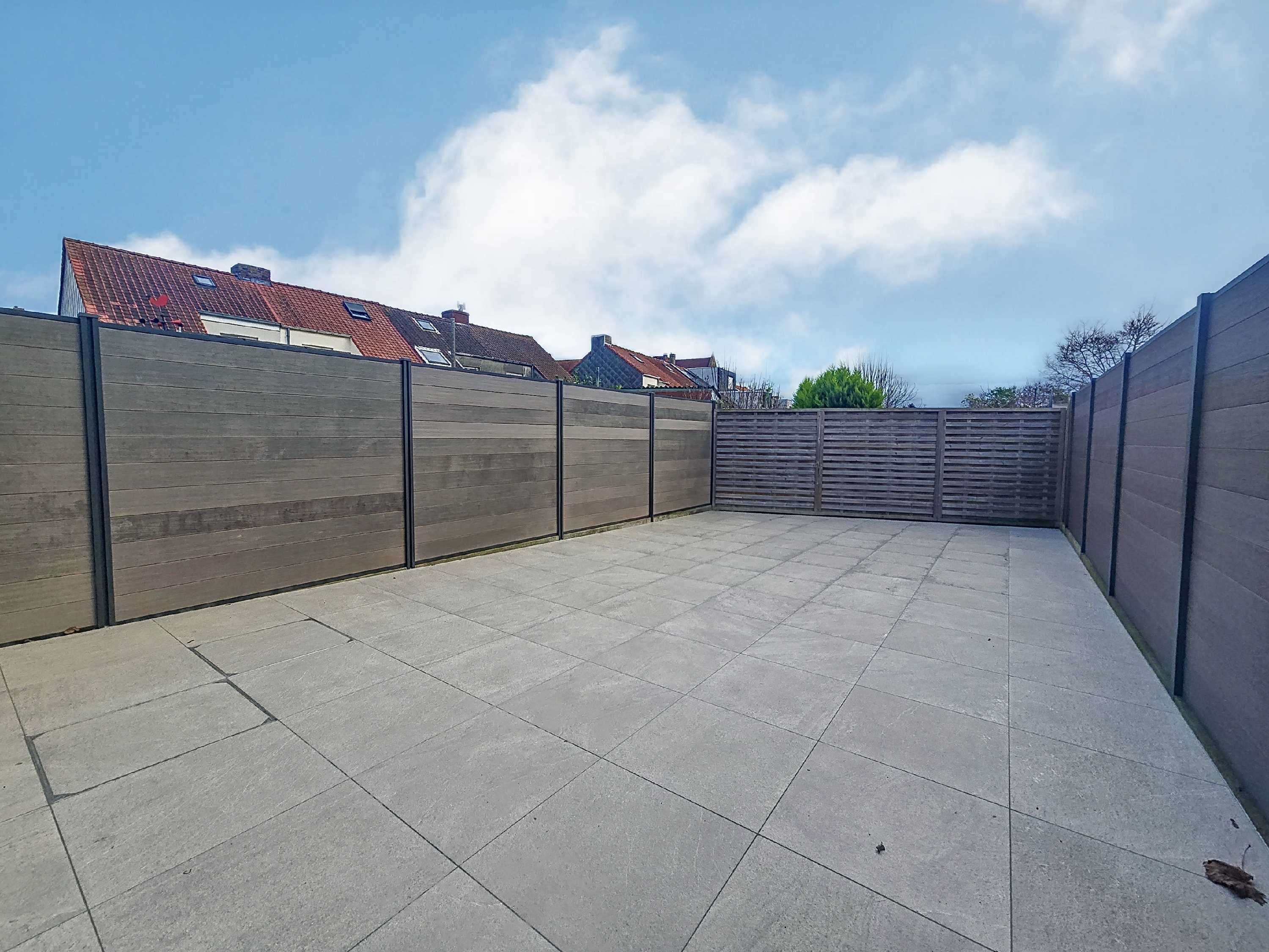 Gezinswoning met veel potentieel te Nieuwpoort-Stad foto 4