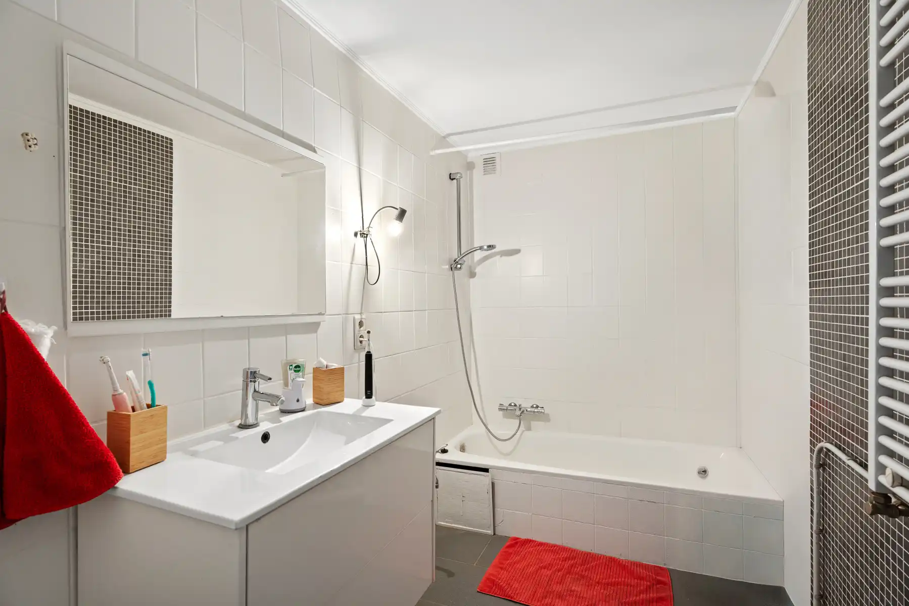 Duplex appartement in het hart van Lokeren! foto 5