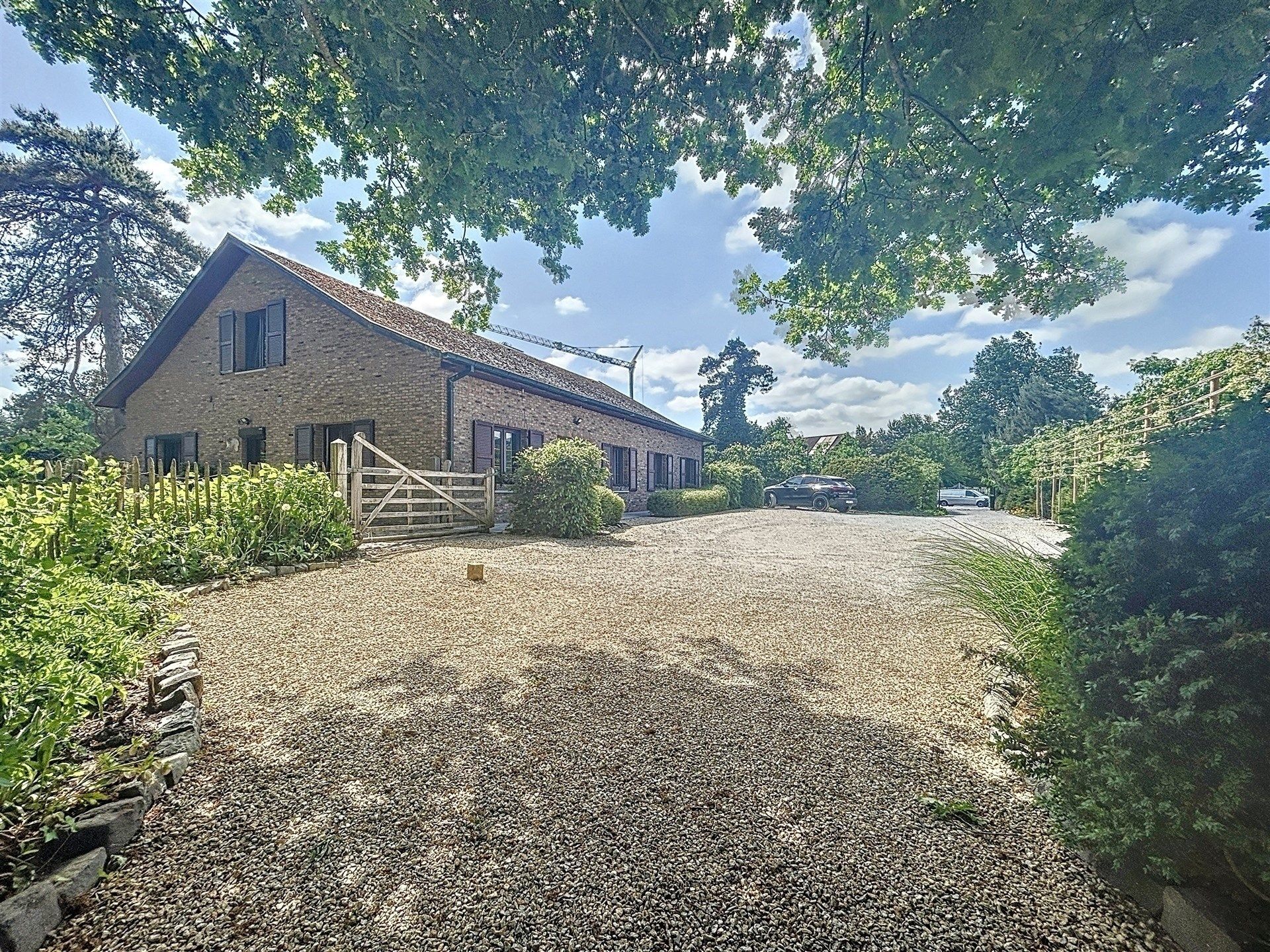 Rustig gelegen woning met (paarden)weide op perceel van 6760 m² foto 28